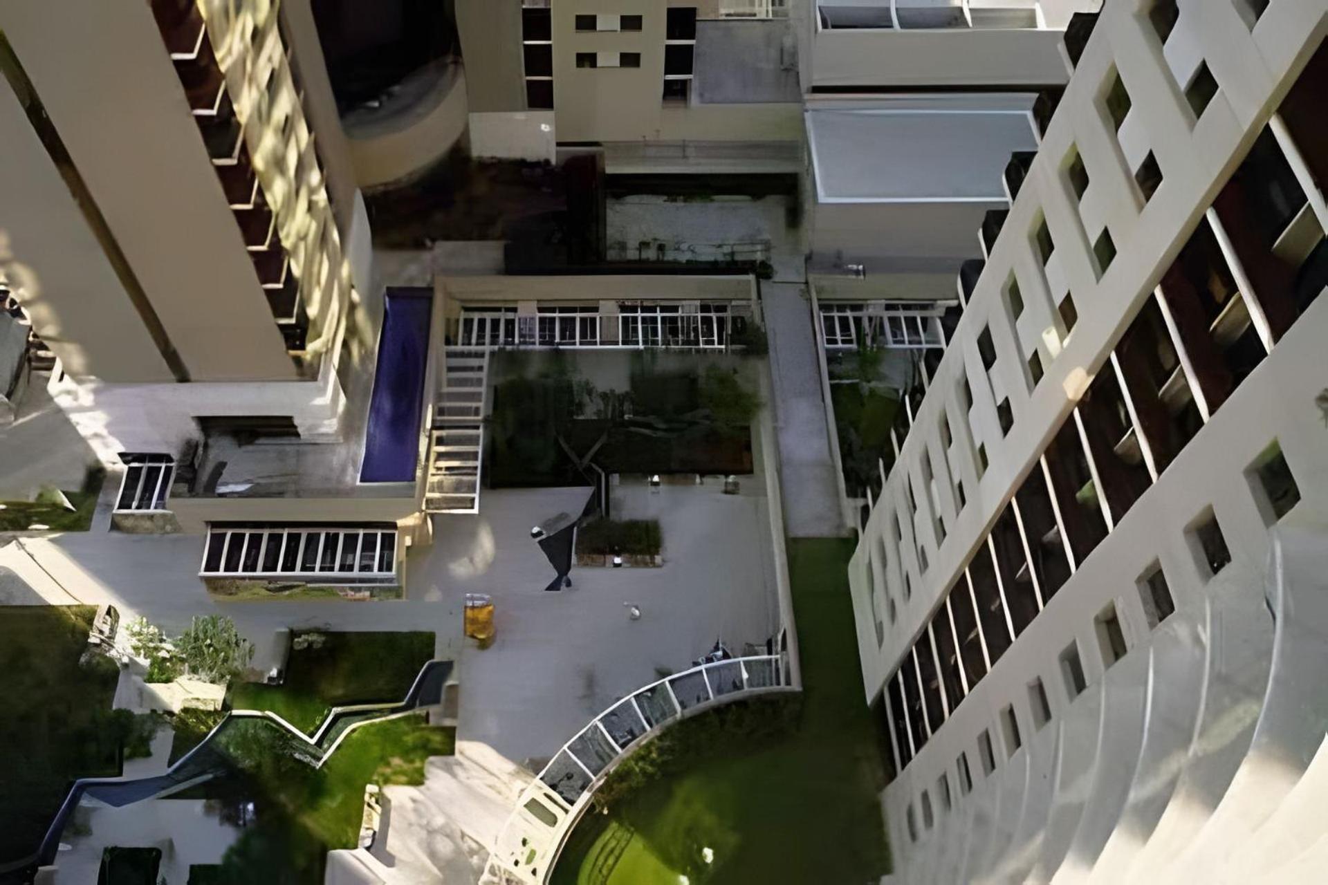 Staybridge Condomínio Flats