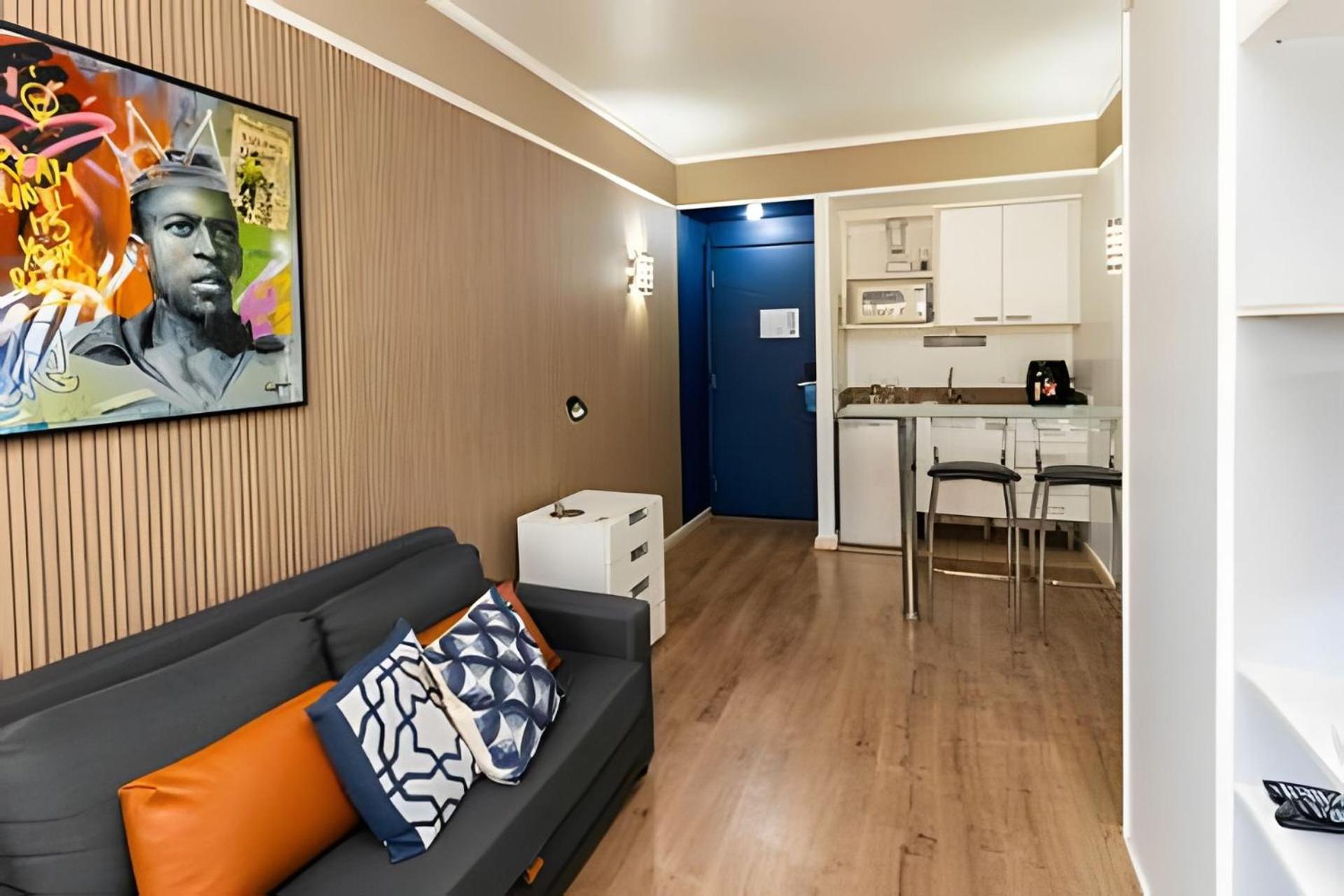 Staybridge Condomínio Flats