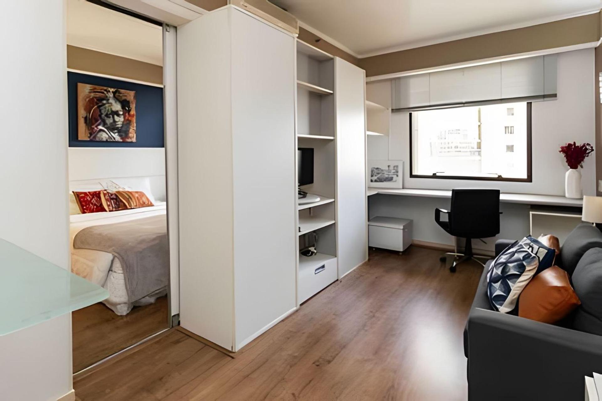 Staybridge Condomínio Flats