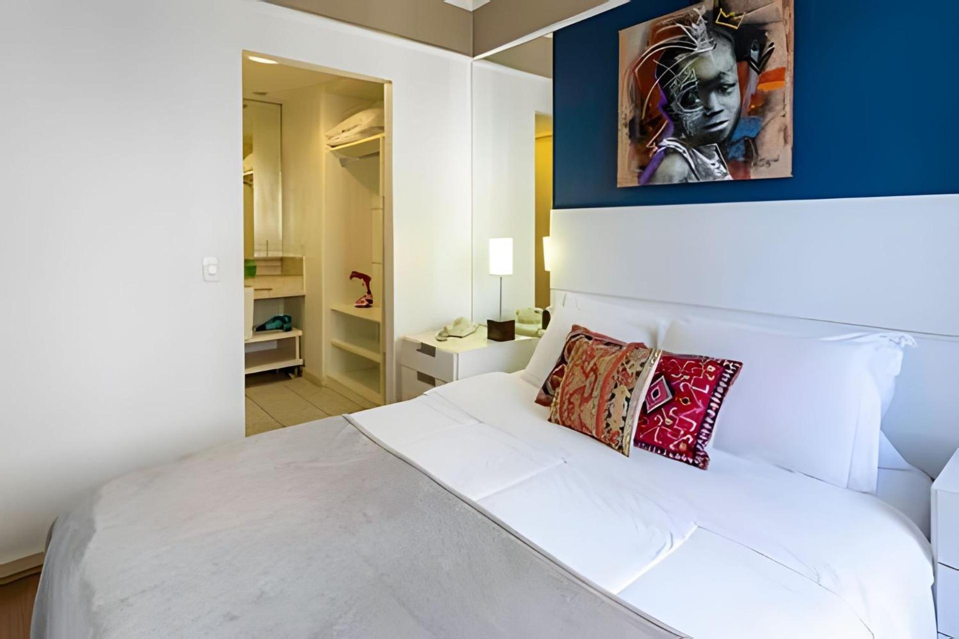 Staybridge Condomínio Flats