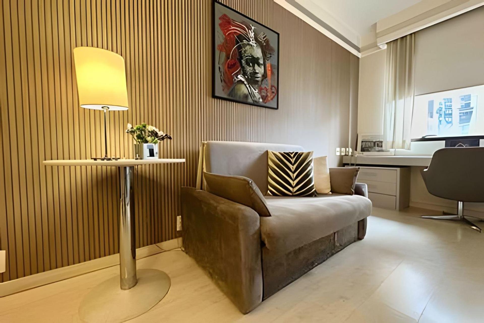 Staybridge Condomínio Flats