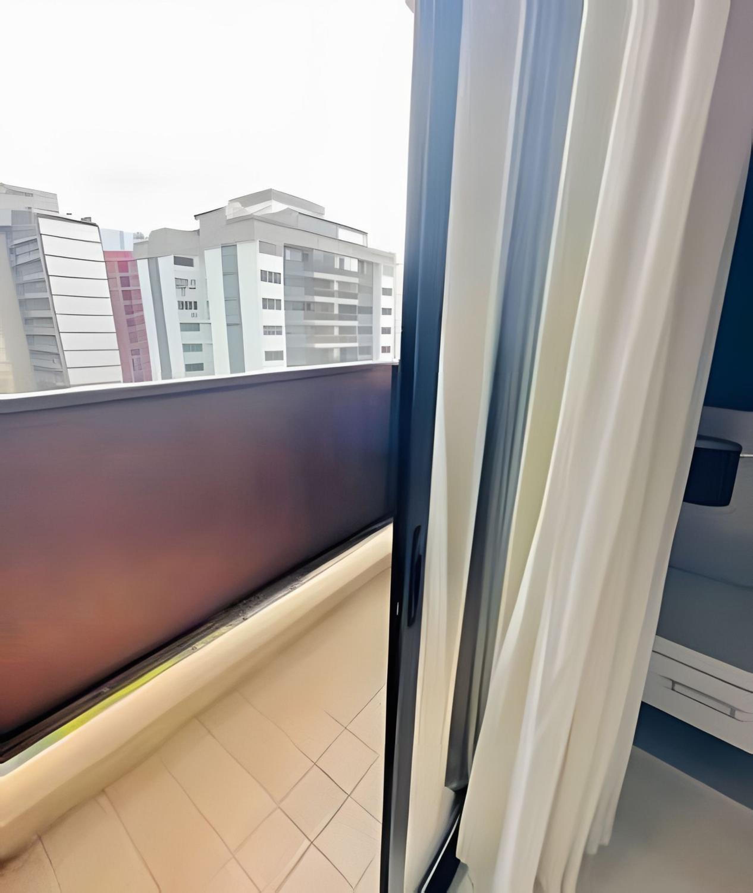 Staybridge Condomínio Flats