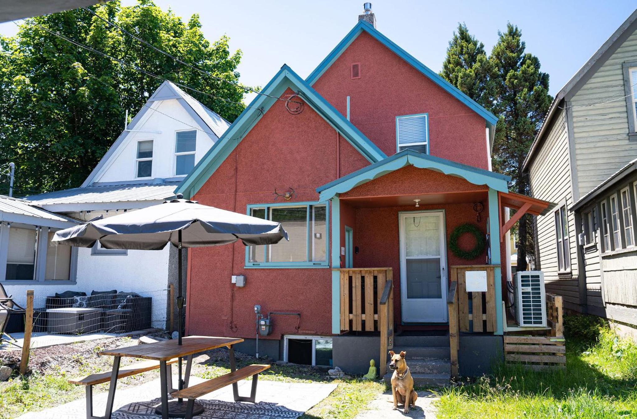 The Downtown Hive by Revelstoke Vacations