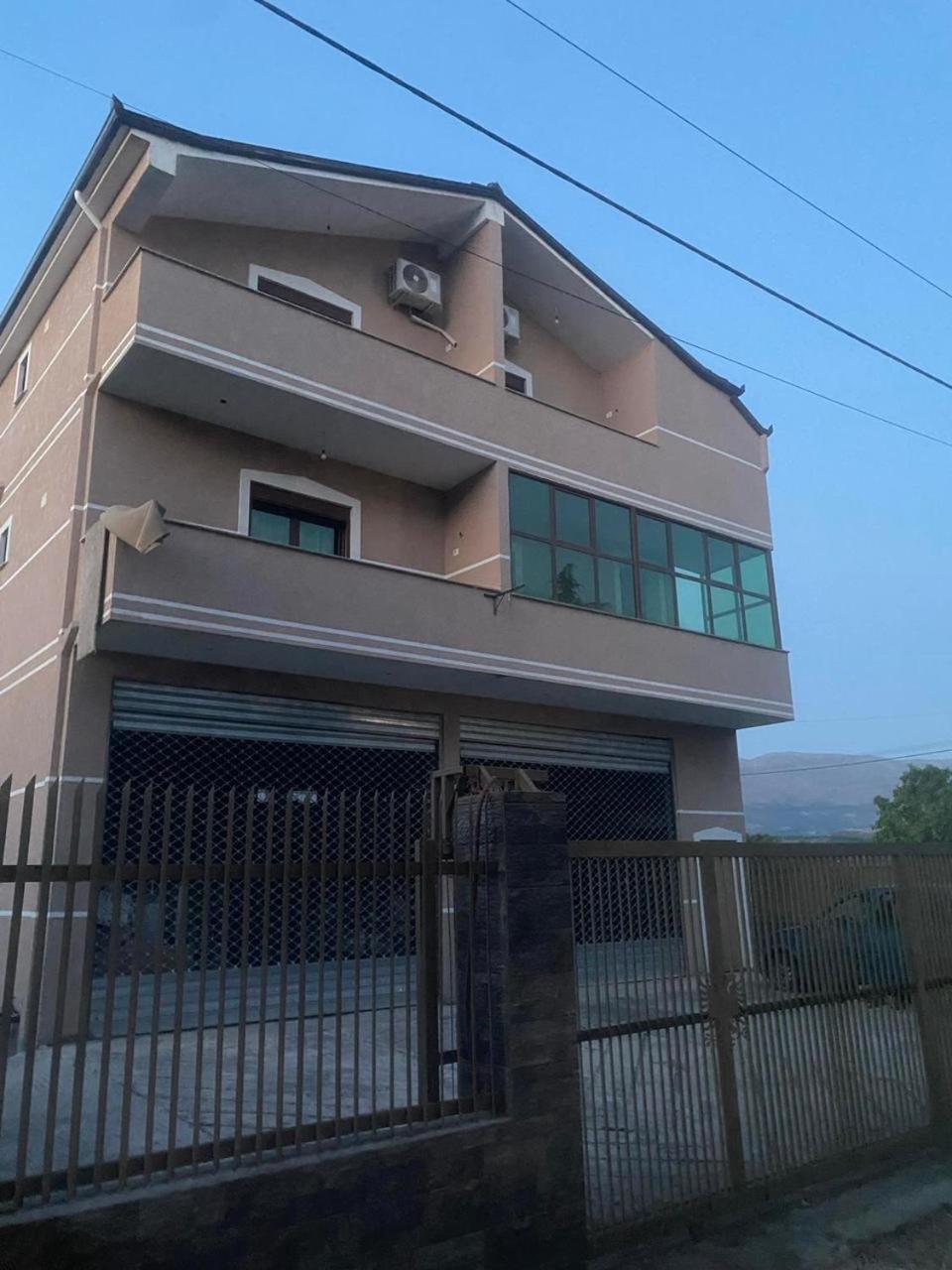 Vila Balliu