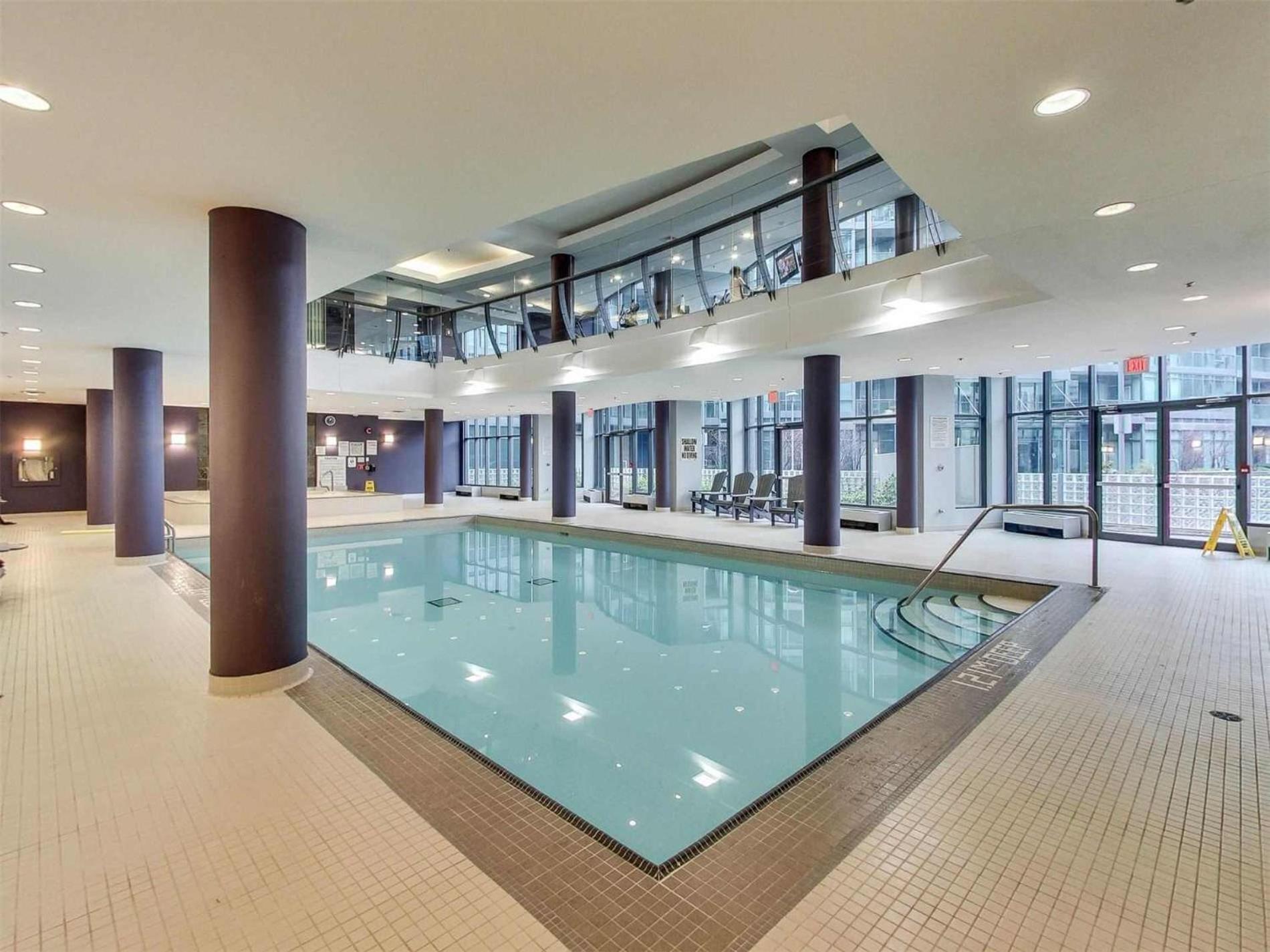 Spacious Studio in the Heart of Downtown Toronto