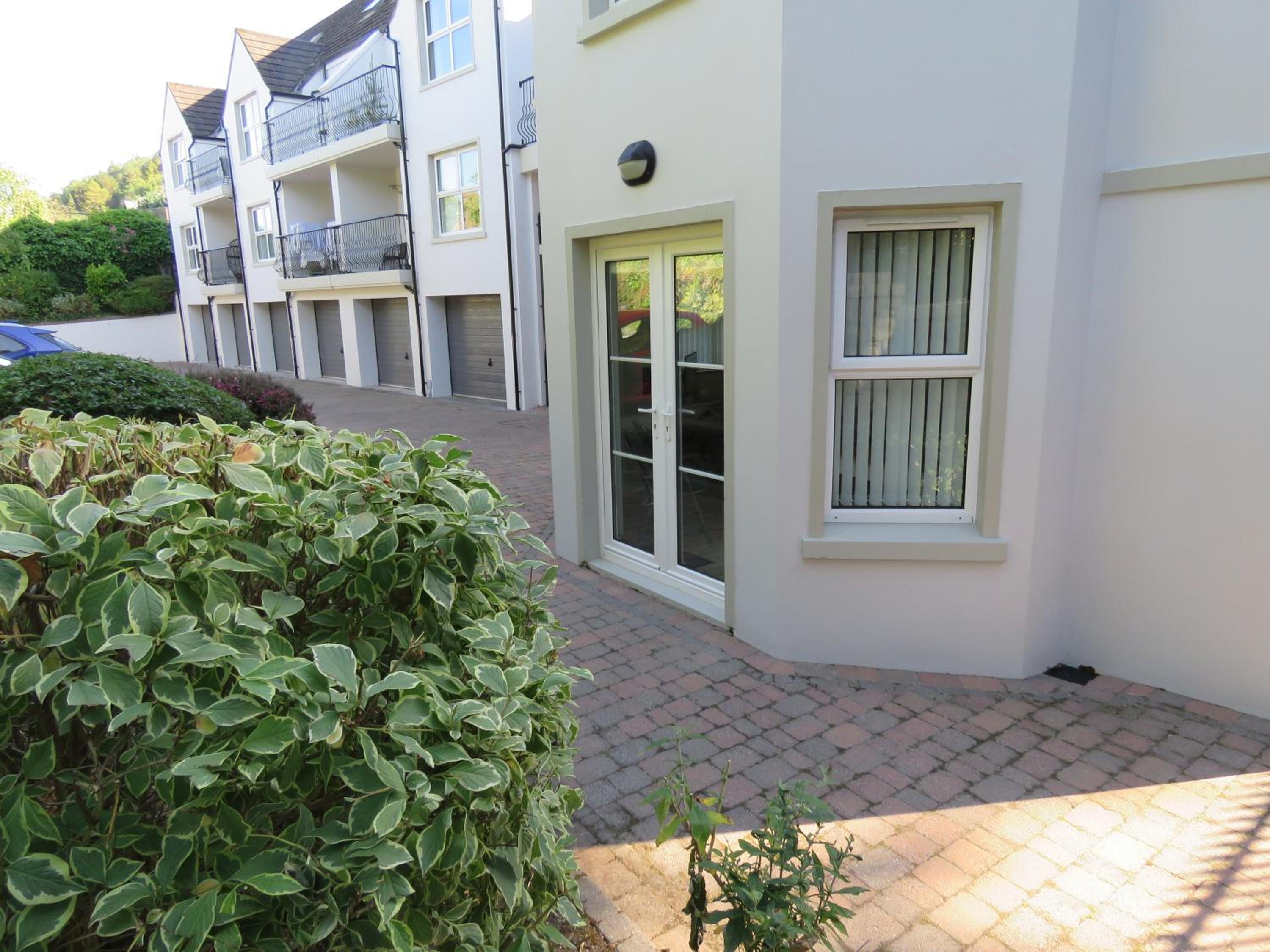 Garden Seaside Apartment