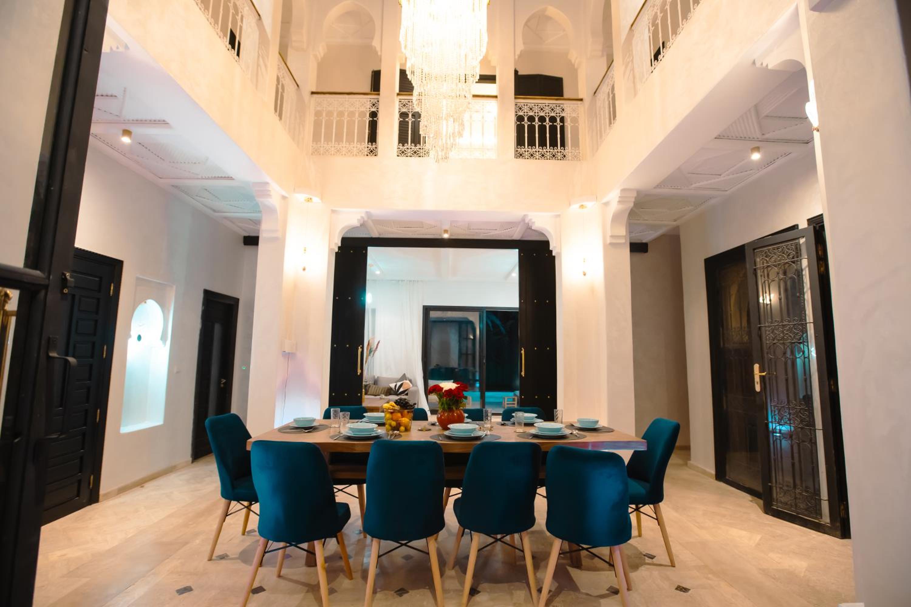 dining