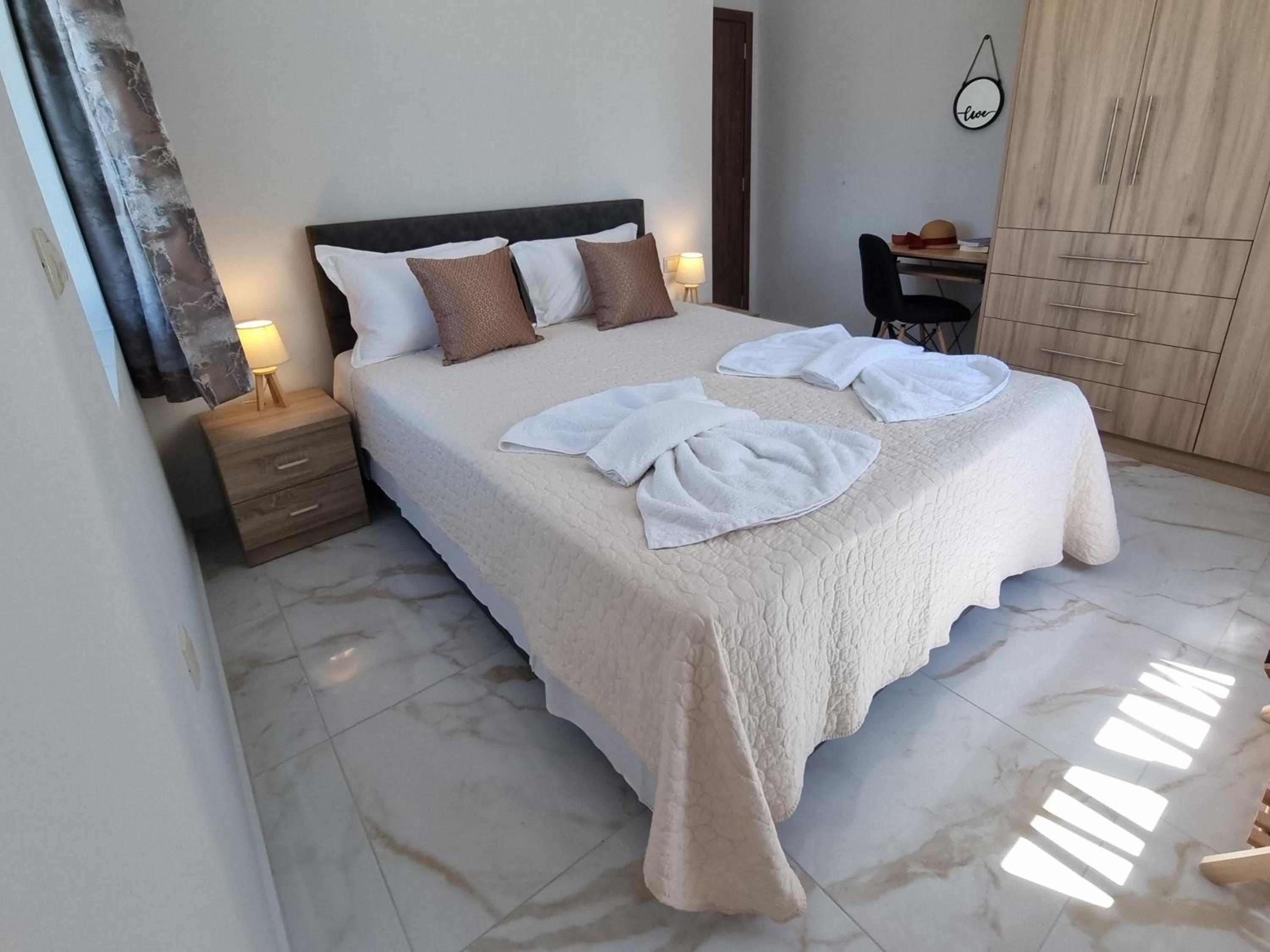 Maitos Apartments