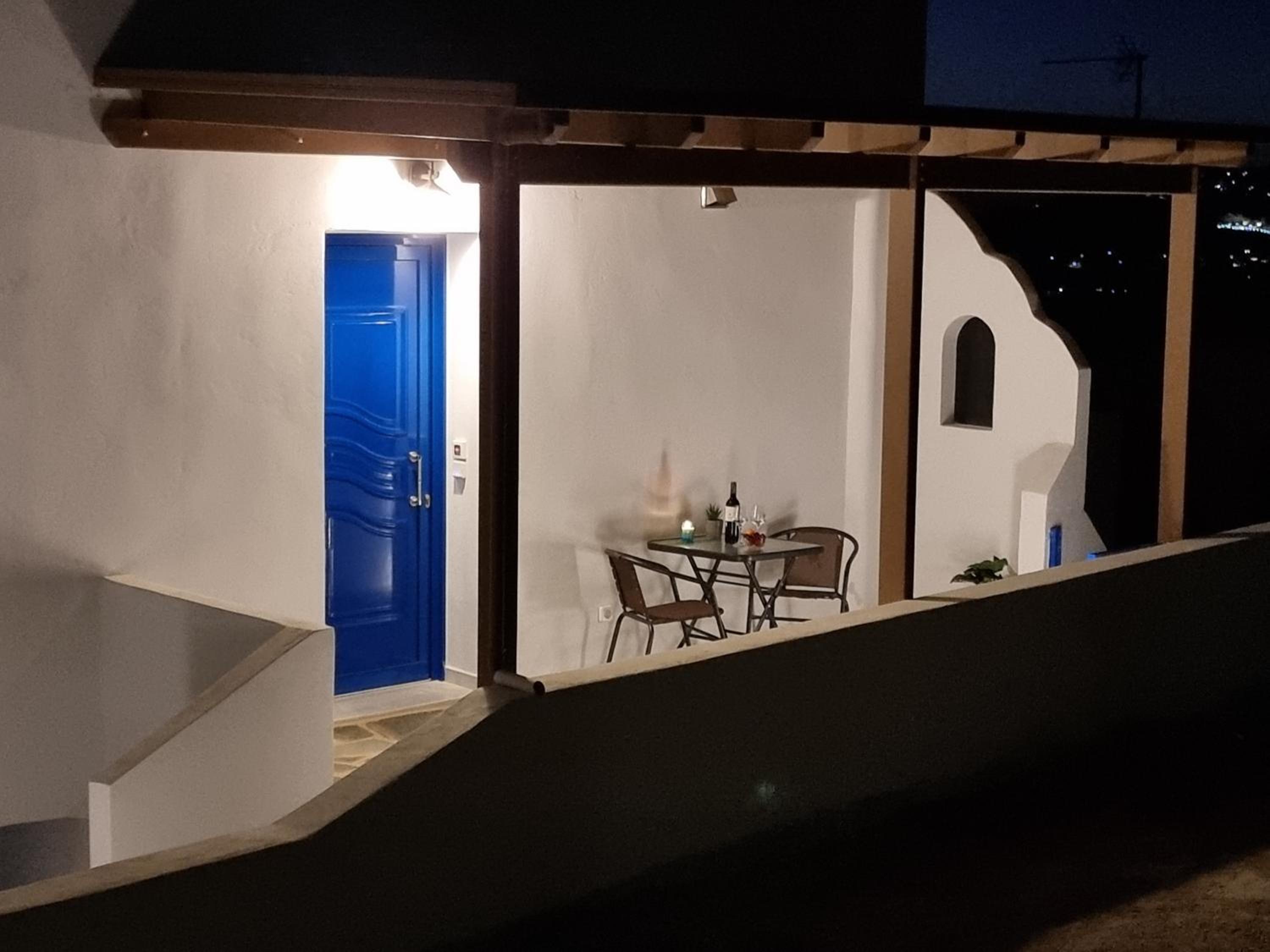 Maitos Apartments