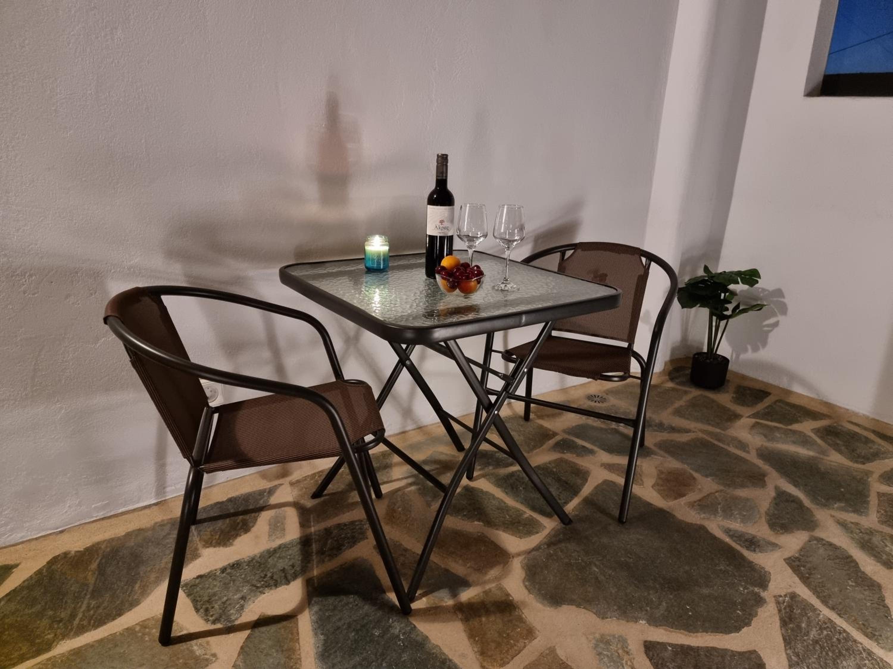 Maitos Apartments