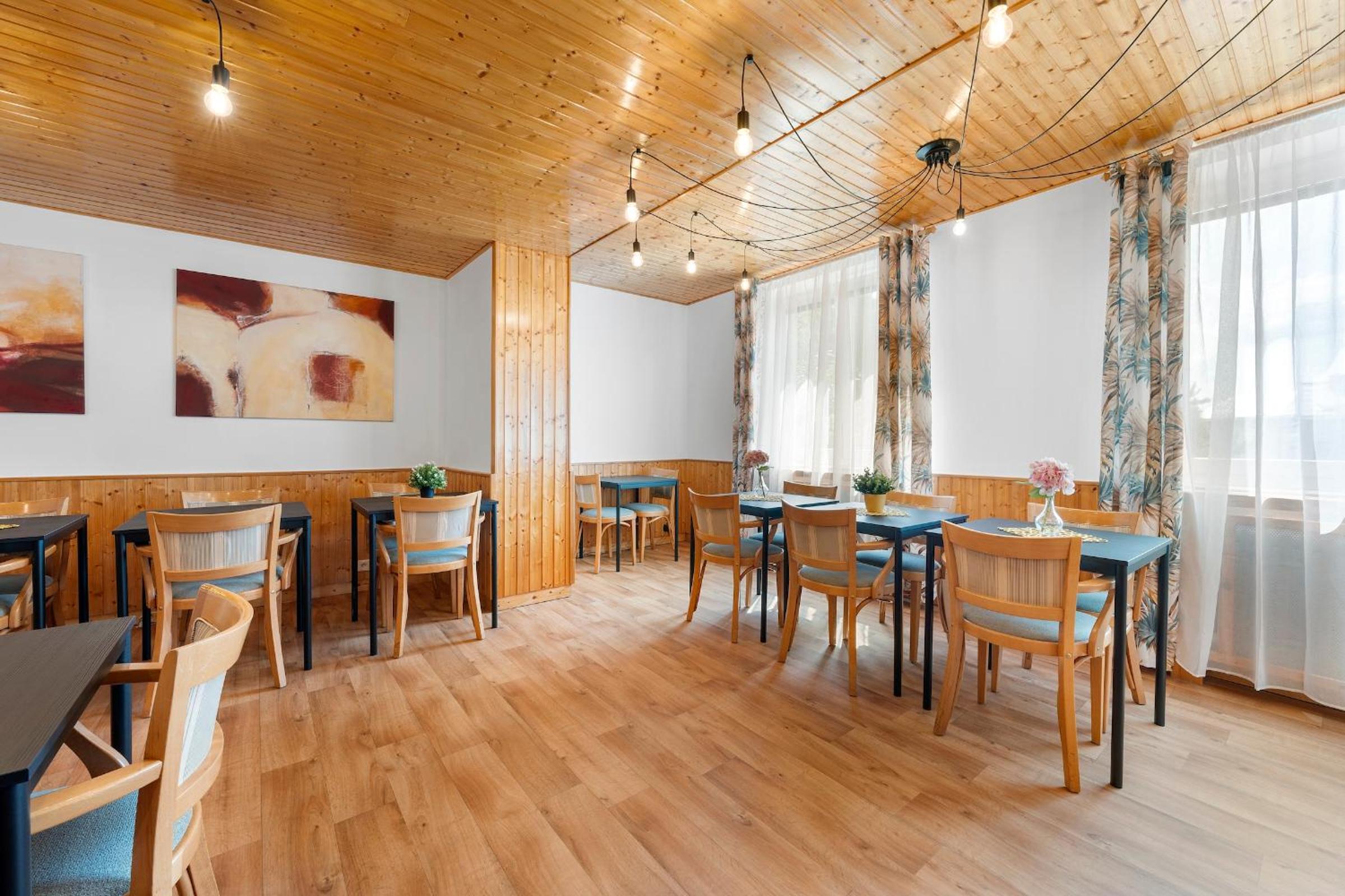 VILA FAMELIA VALTICE Adults only, klid a pohoda pro dospělé