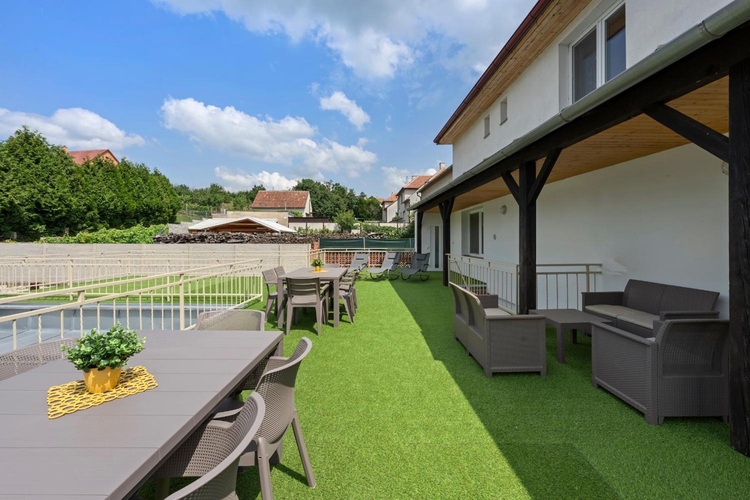 VILA FAMELIA VALTICE Adults only, klid a pohoda pro dospělé