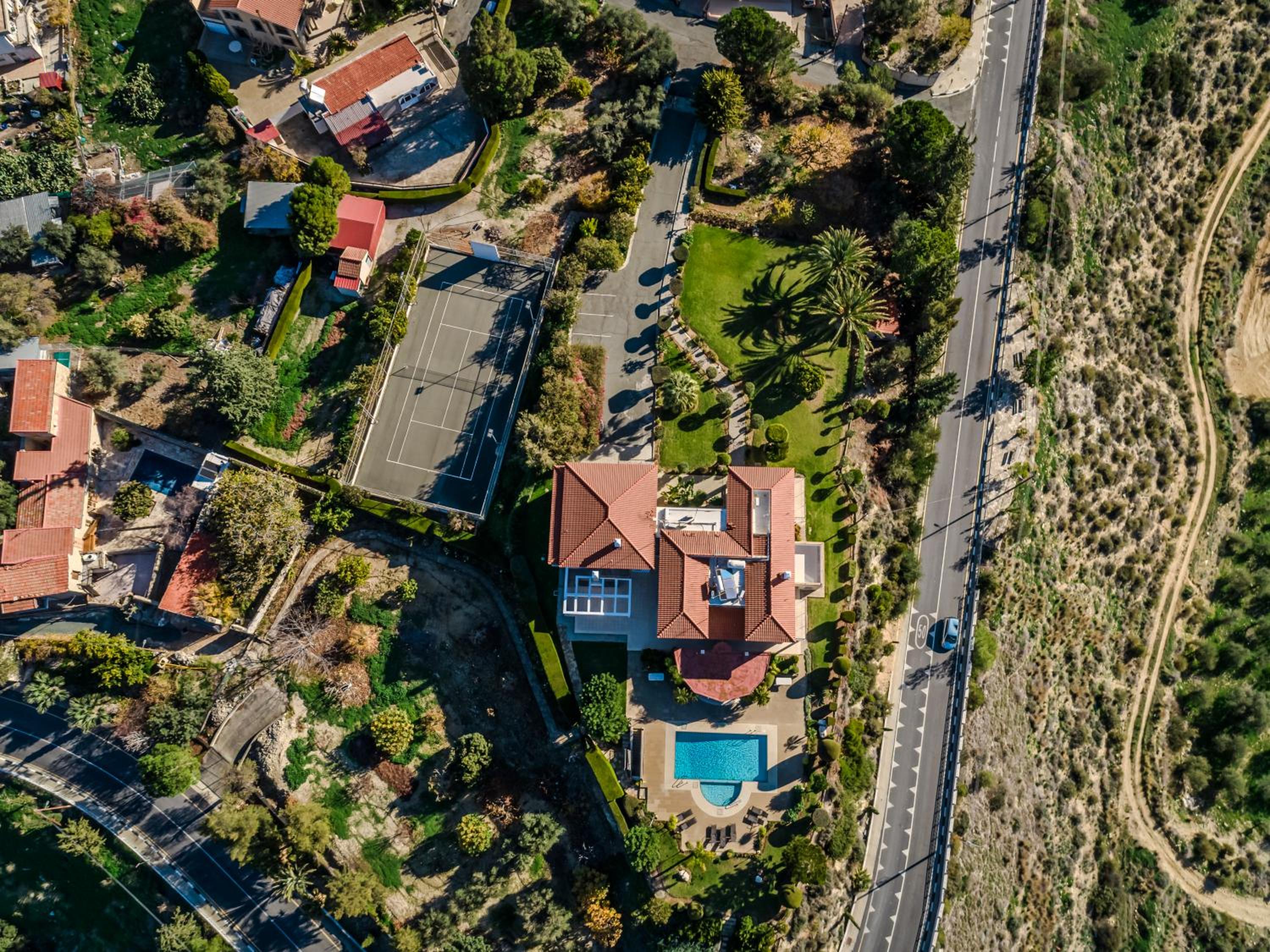 Mountain view 6 bed mansion with Private Padel Court, Pool & Gym