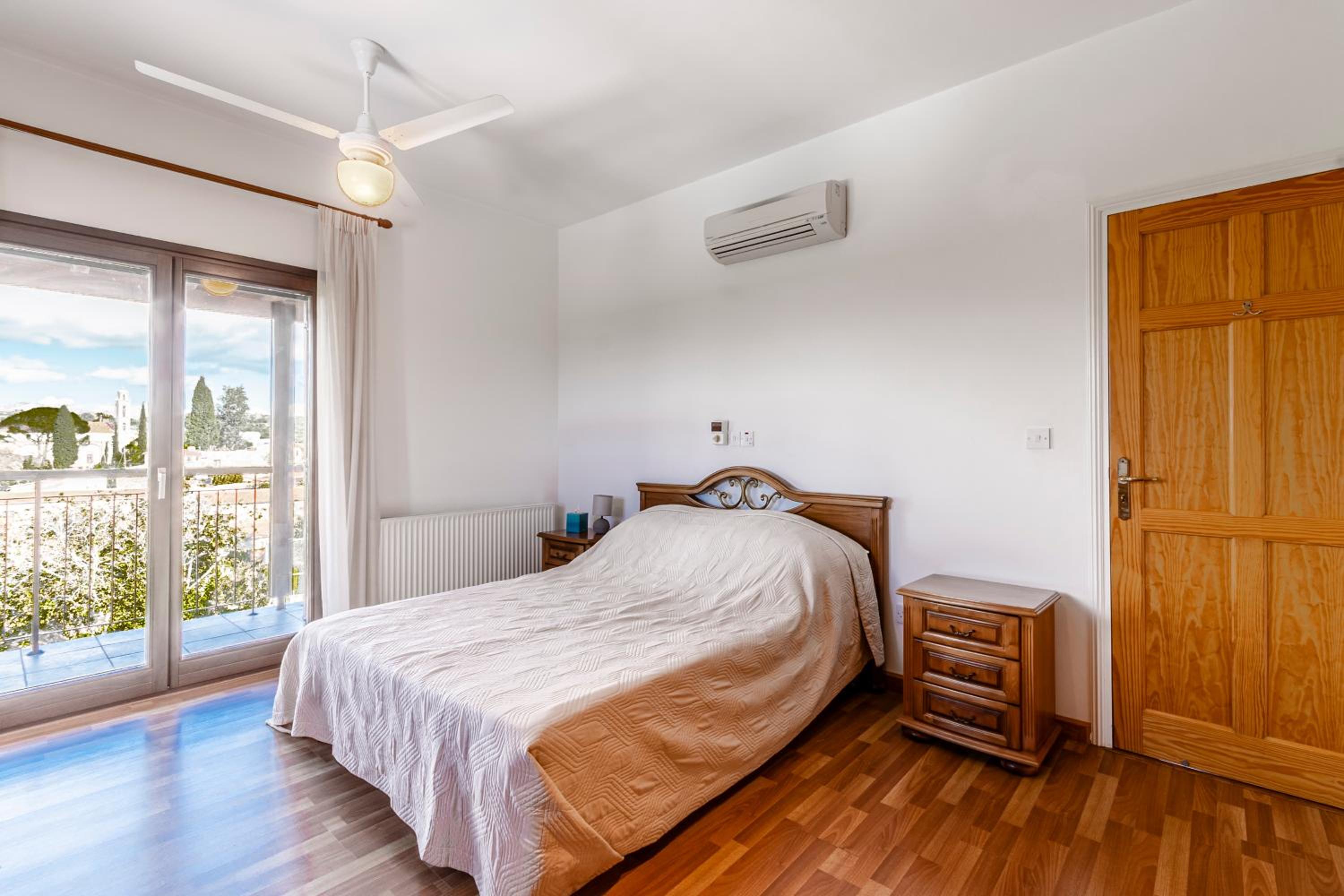 Mountain view 6 bed mansion with Private Padel Court, Pool & Gym