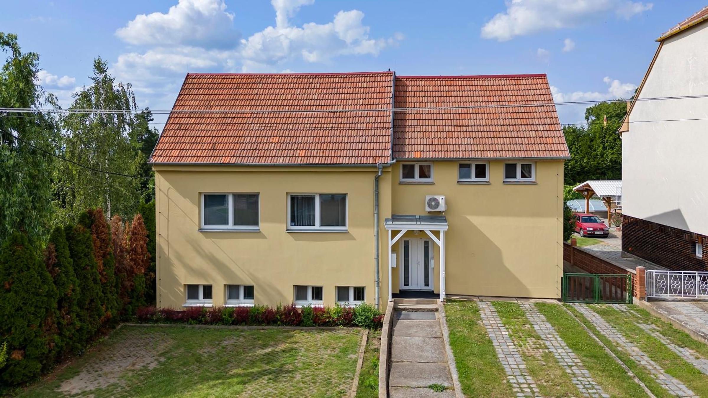 VILA FAMELIA VALTICE Adults only, klid a pohoda pro dospělé