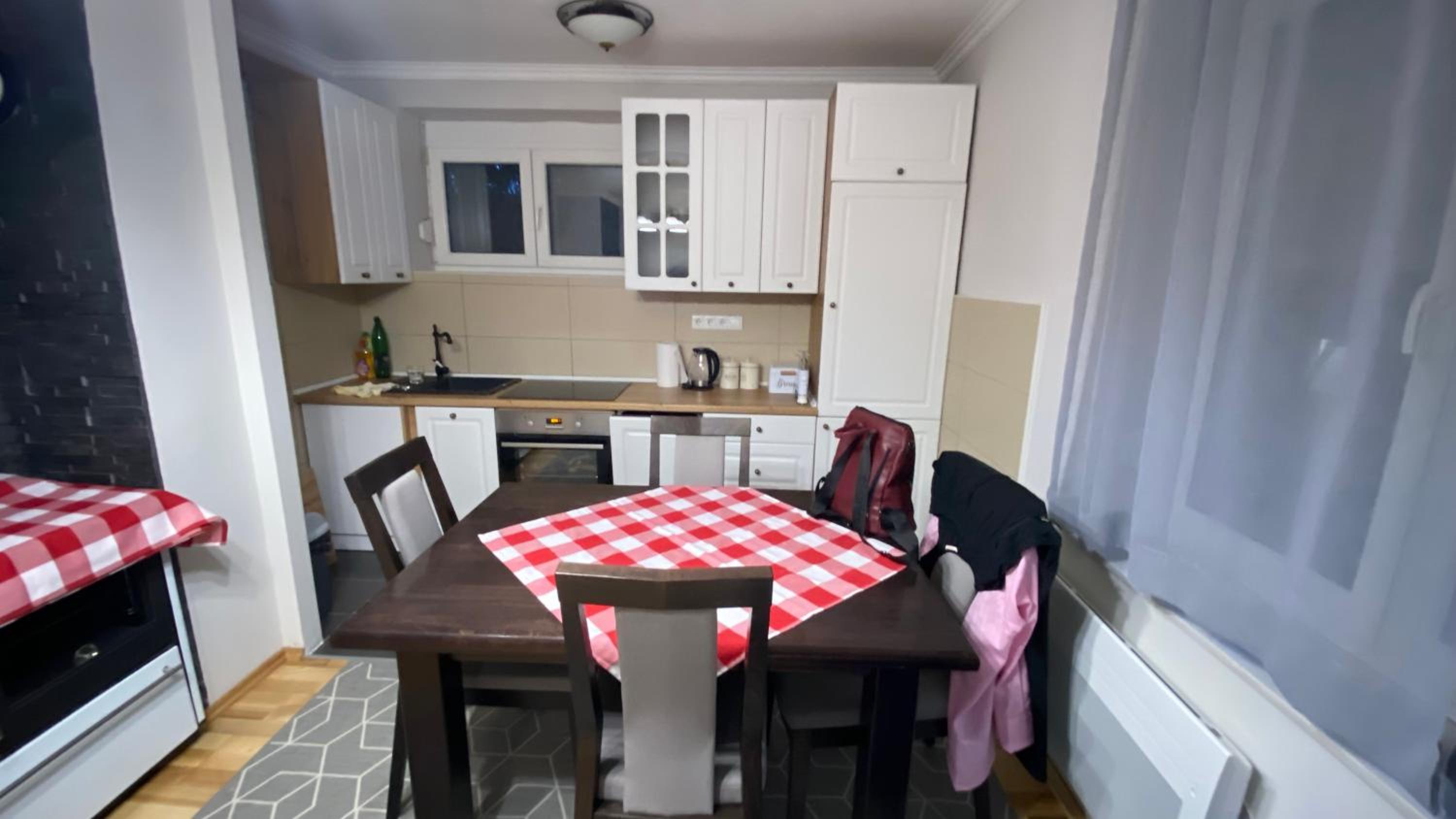 Apartman 8e