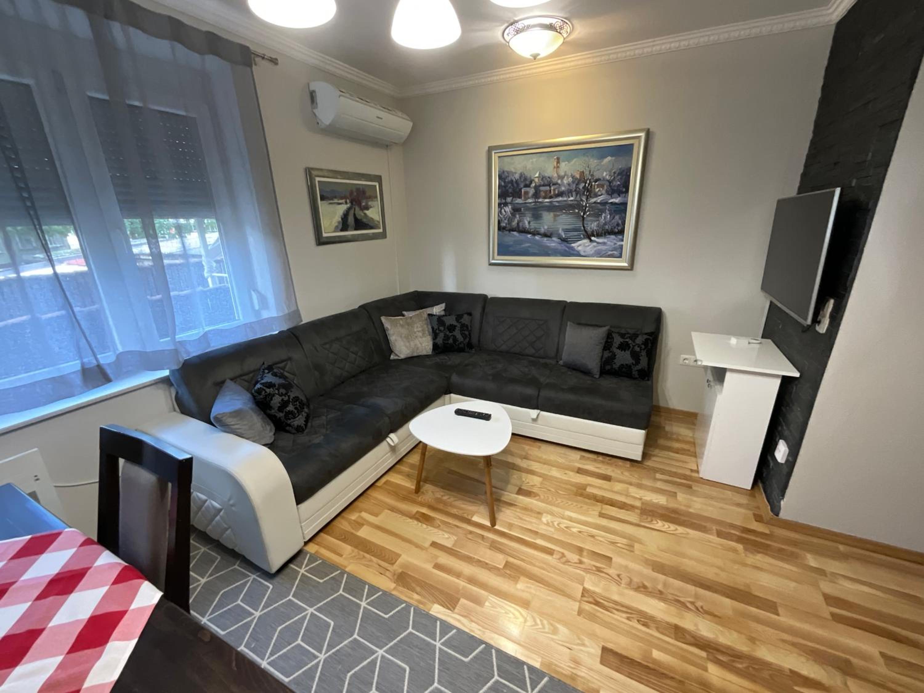 Apartman 8e