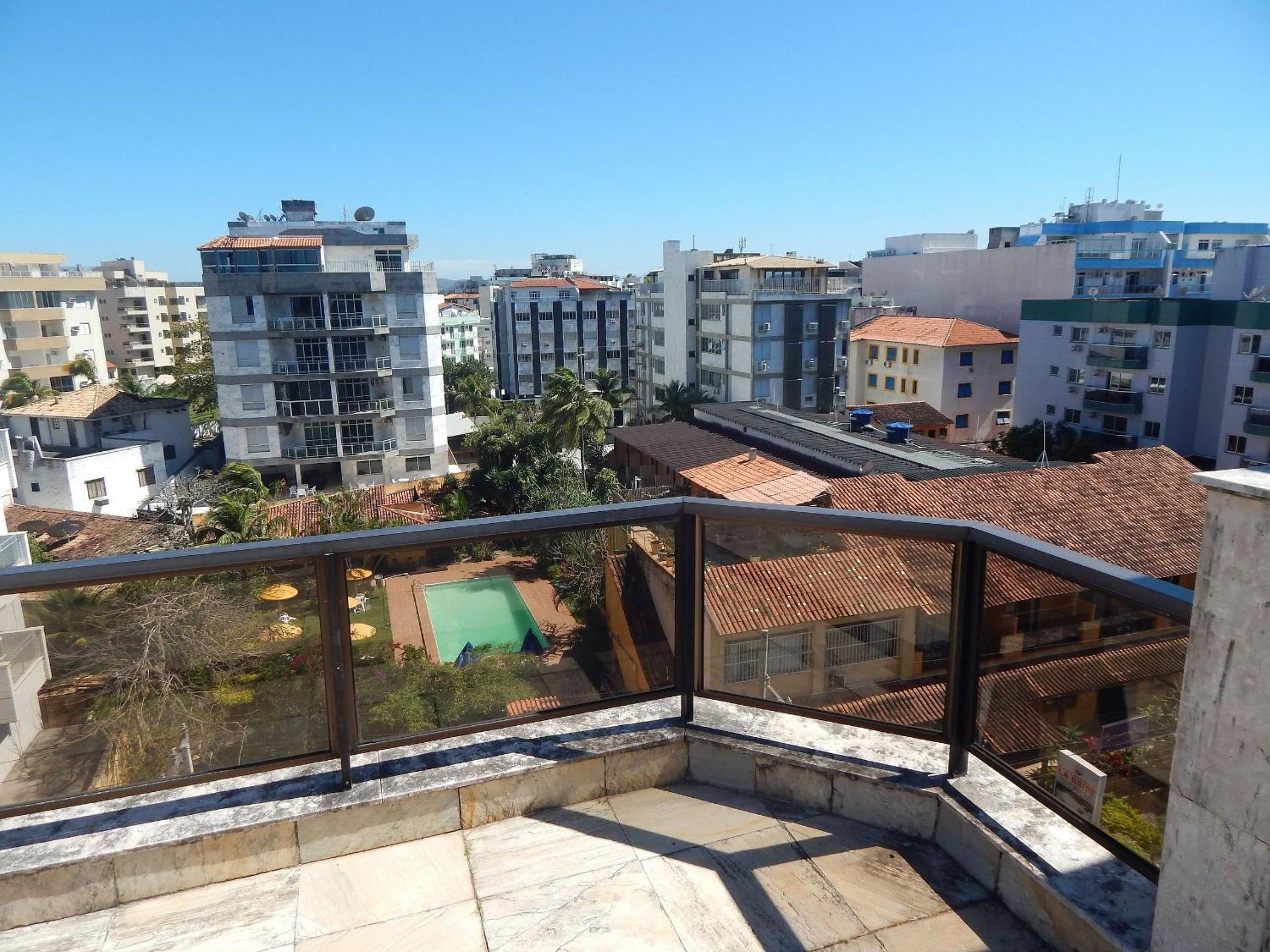 Espaçosa Cobertura duplex 4 Qts na Praia do Forte