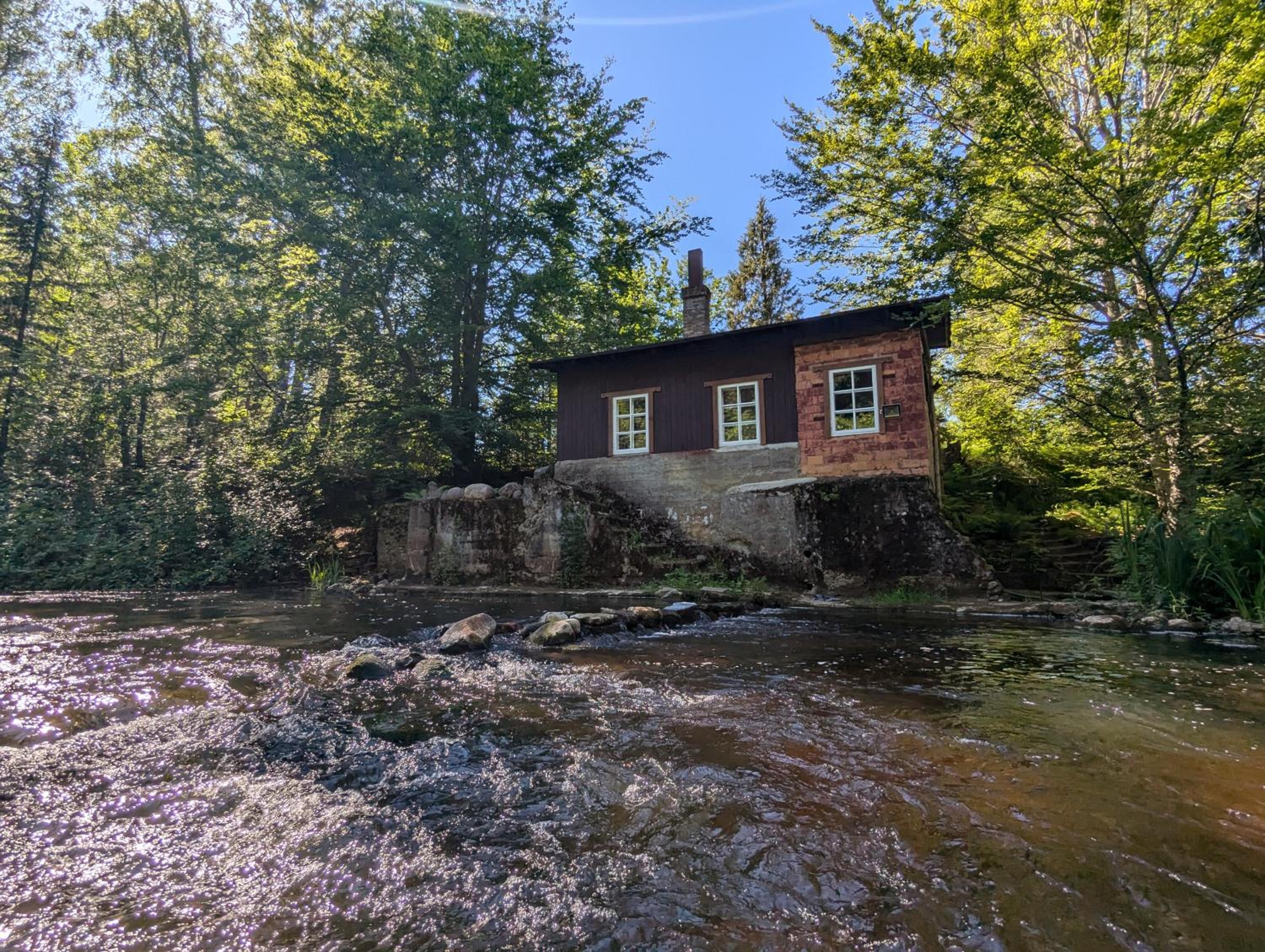 Charming Garden House by the River