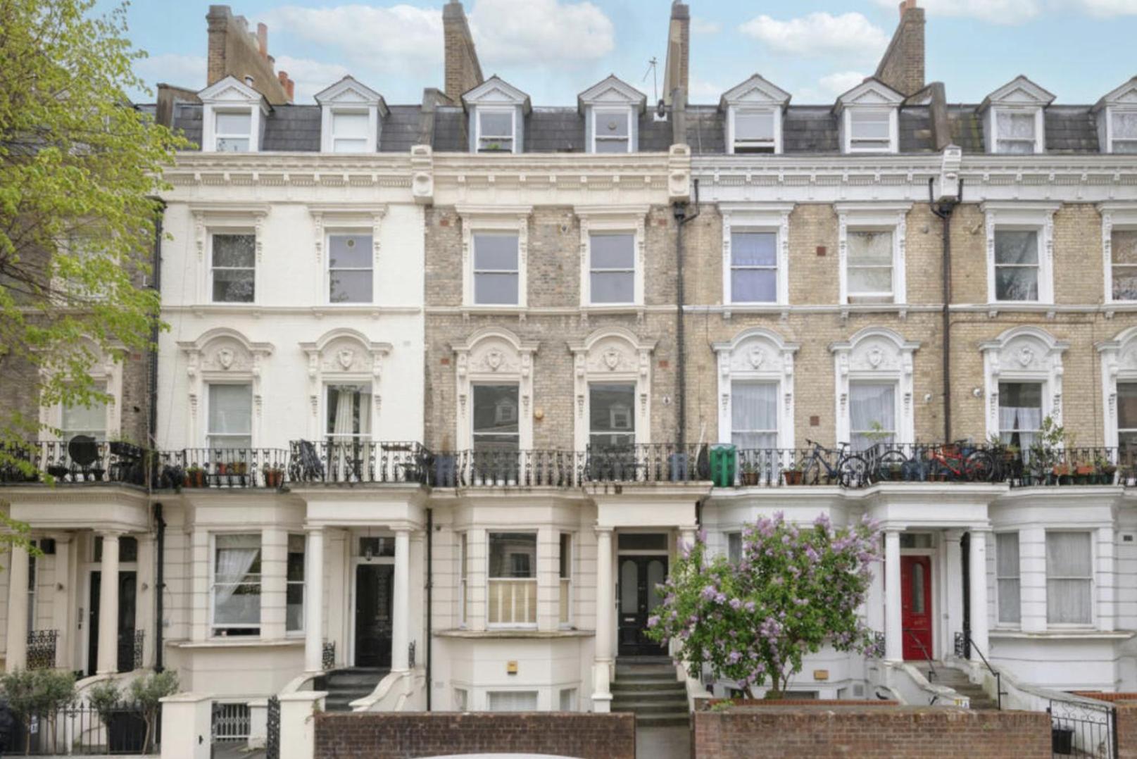 Luxurious modern flat in charming Little Venice