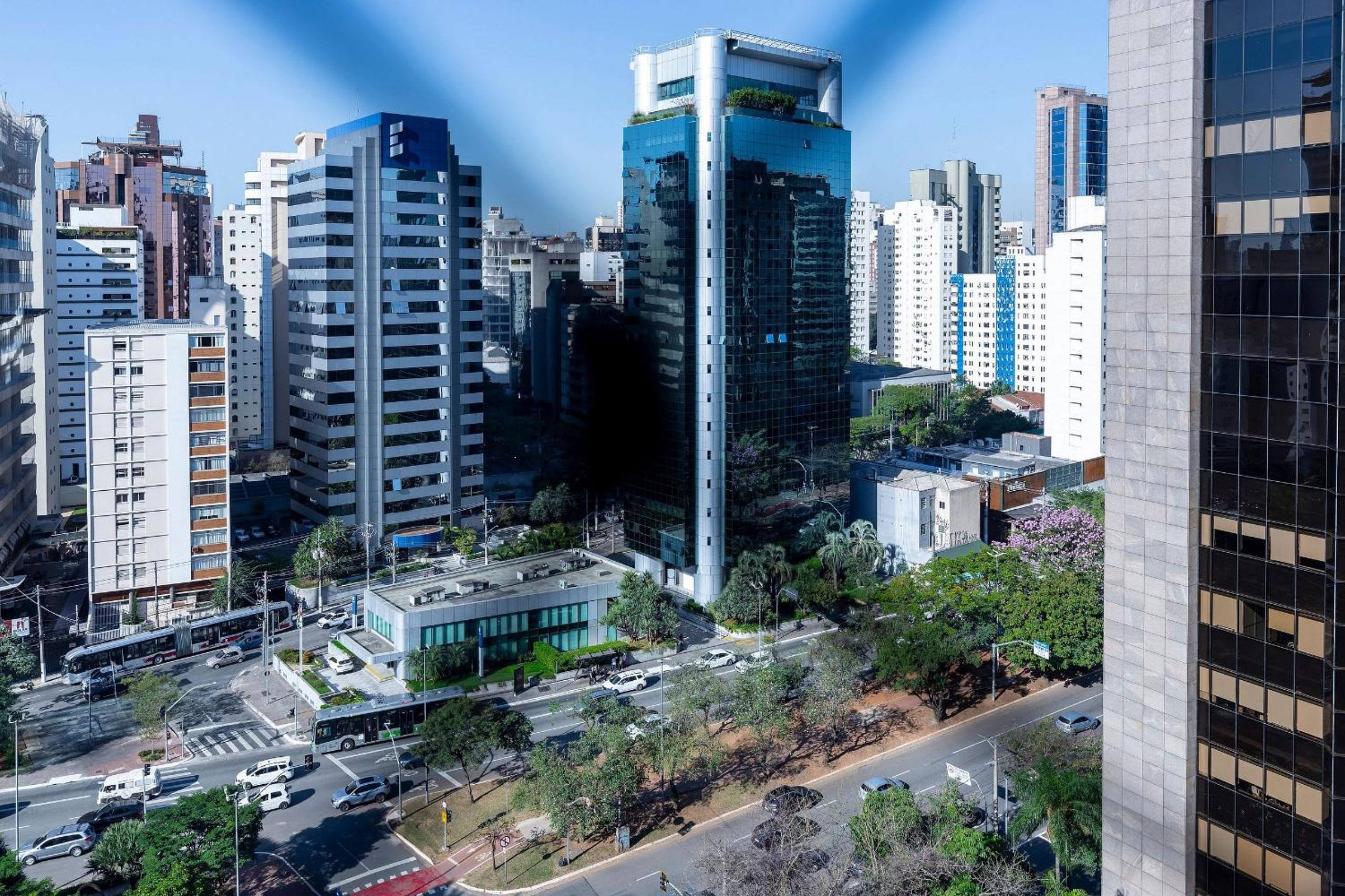 Adress Faria Lima