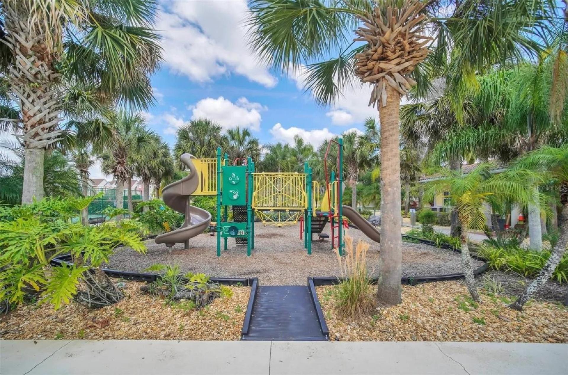 2723 Indulging 2bed2bath Condo near Disney