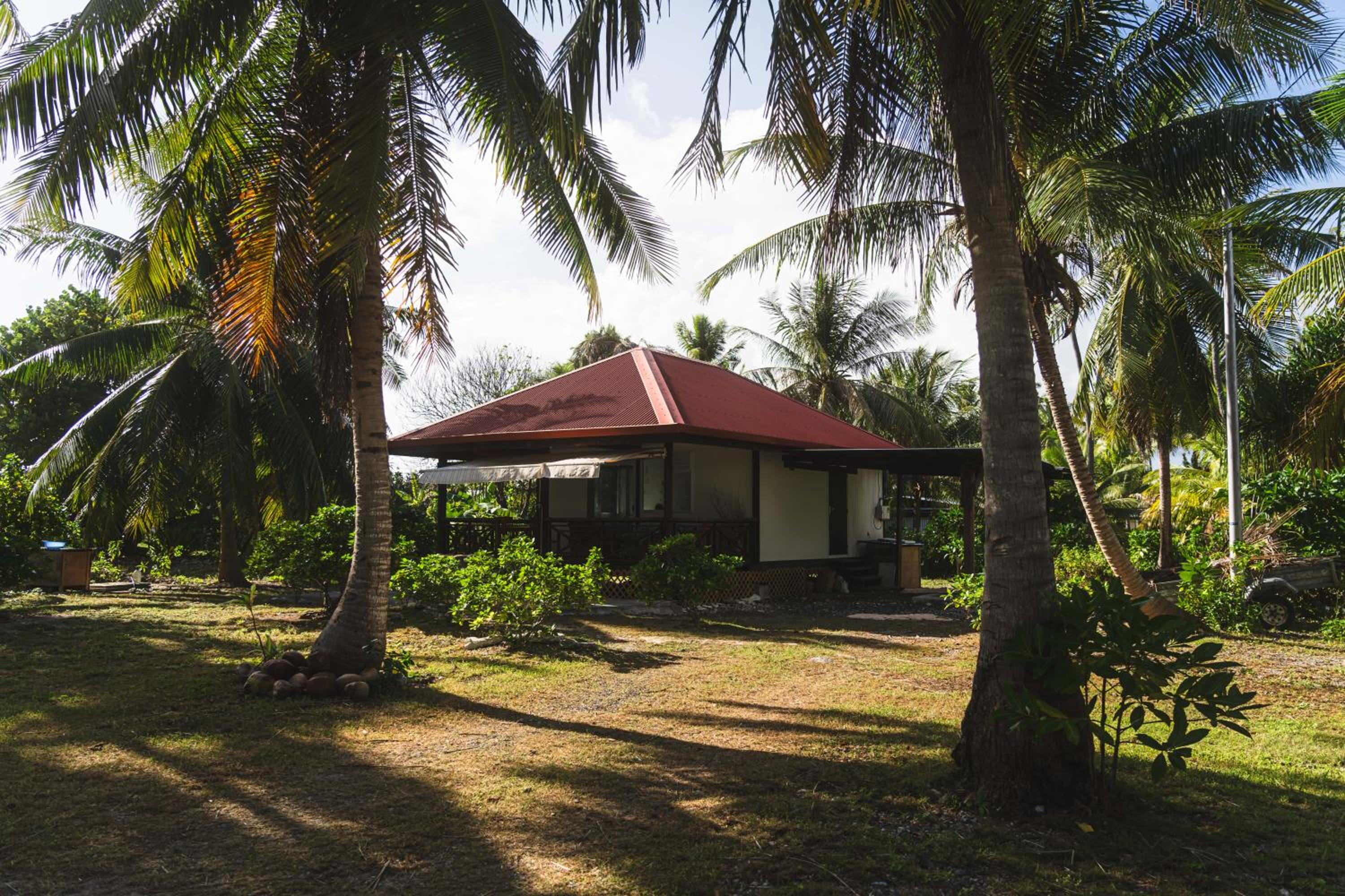 Kinakamo Lodge et Activités Rangiroa