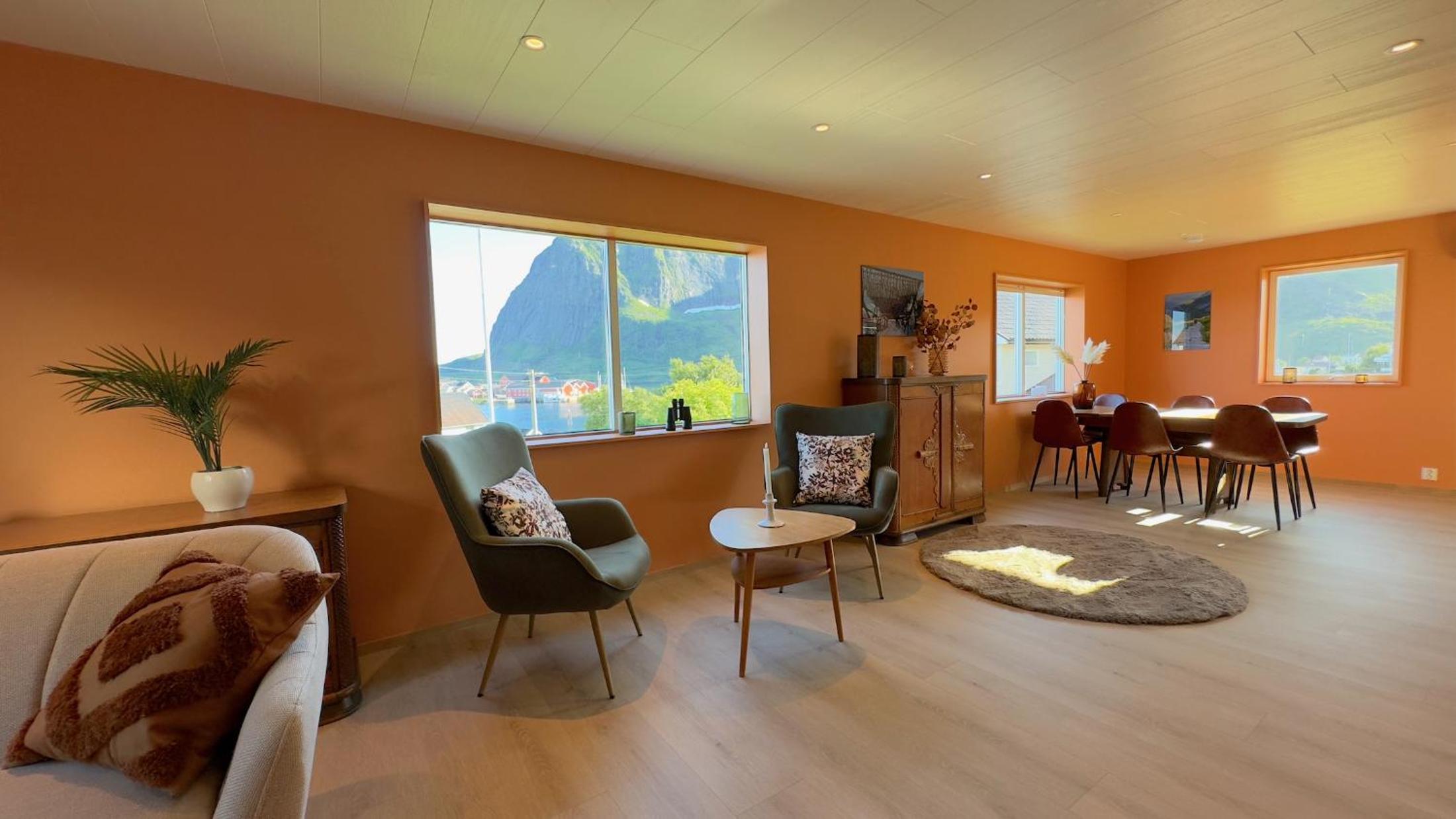 Reine Superior Panorama House