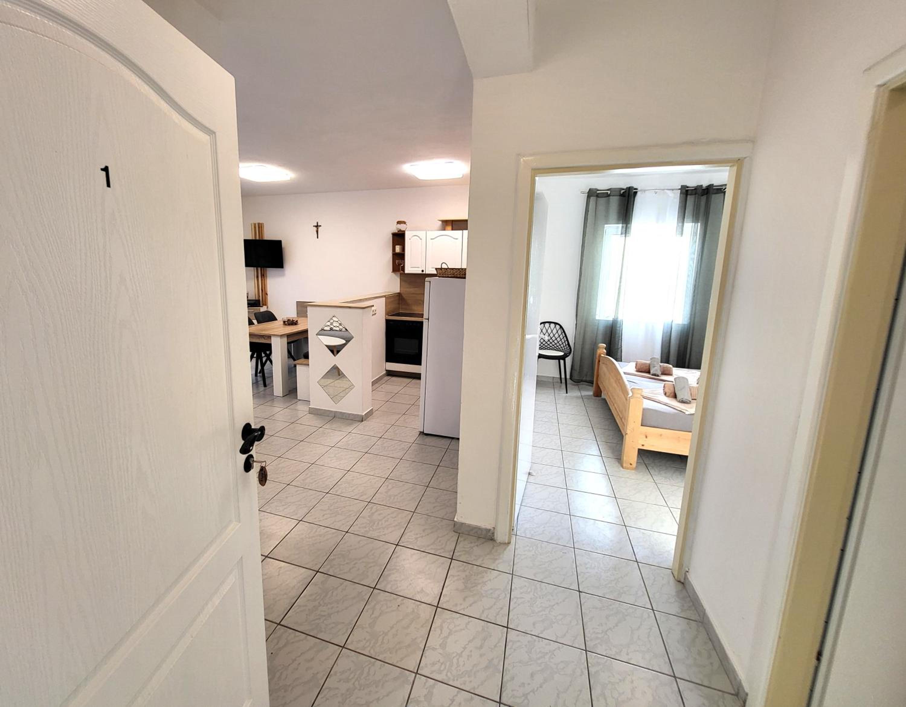 Apartments Pitve