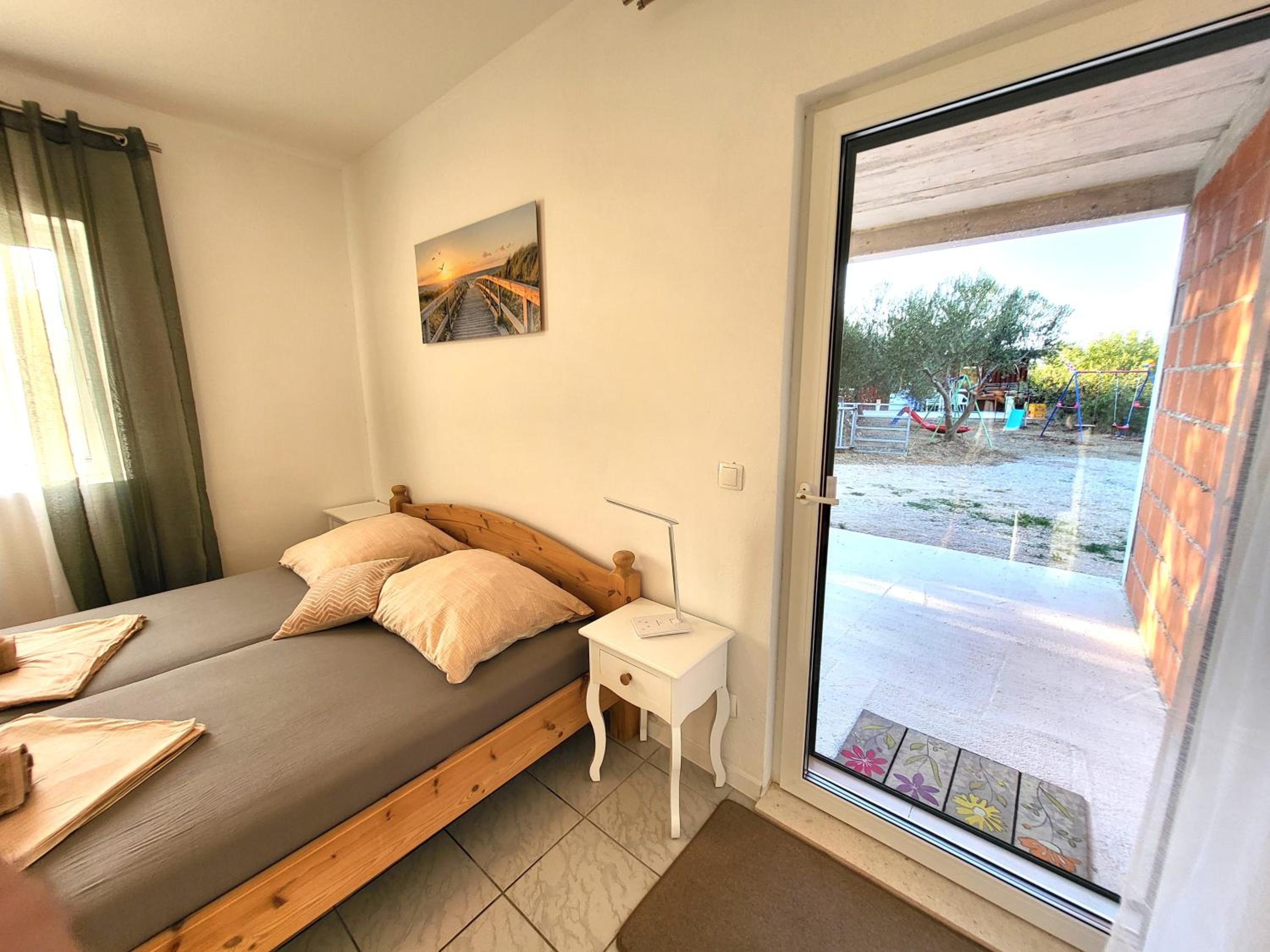 Apartments Pitve
