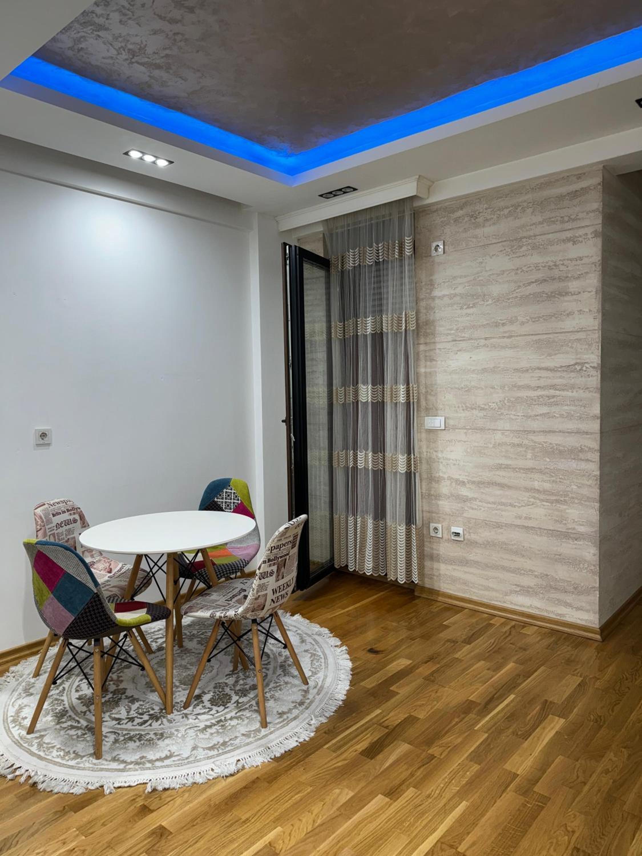 IDEA LUX E.S view 3