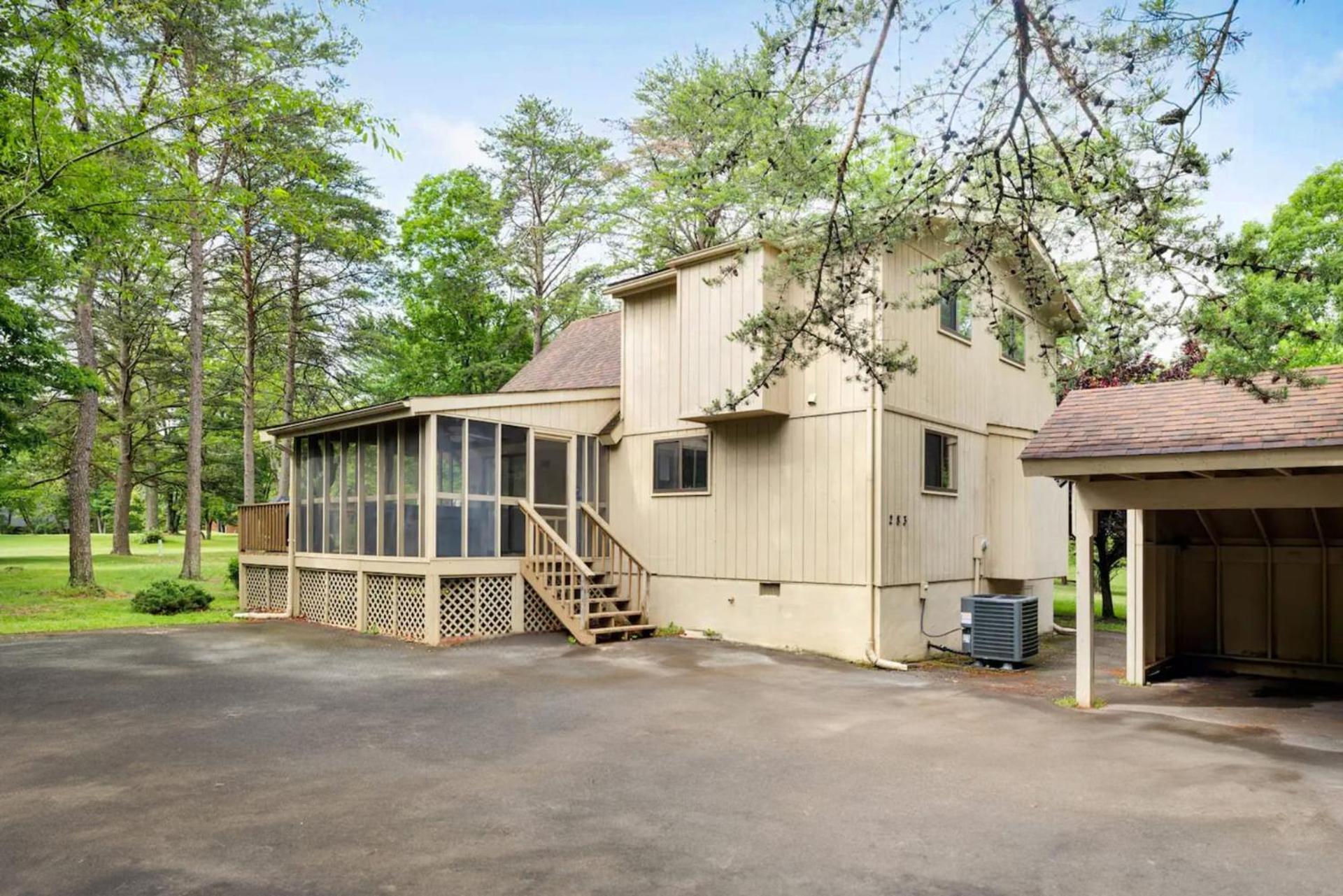 Modern chalet w hot tub, fire pit & pet-friendly view 3