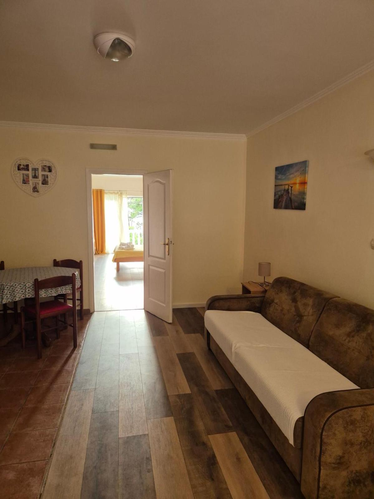 Villa Nikola Kentera
