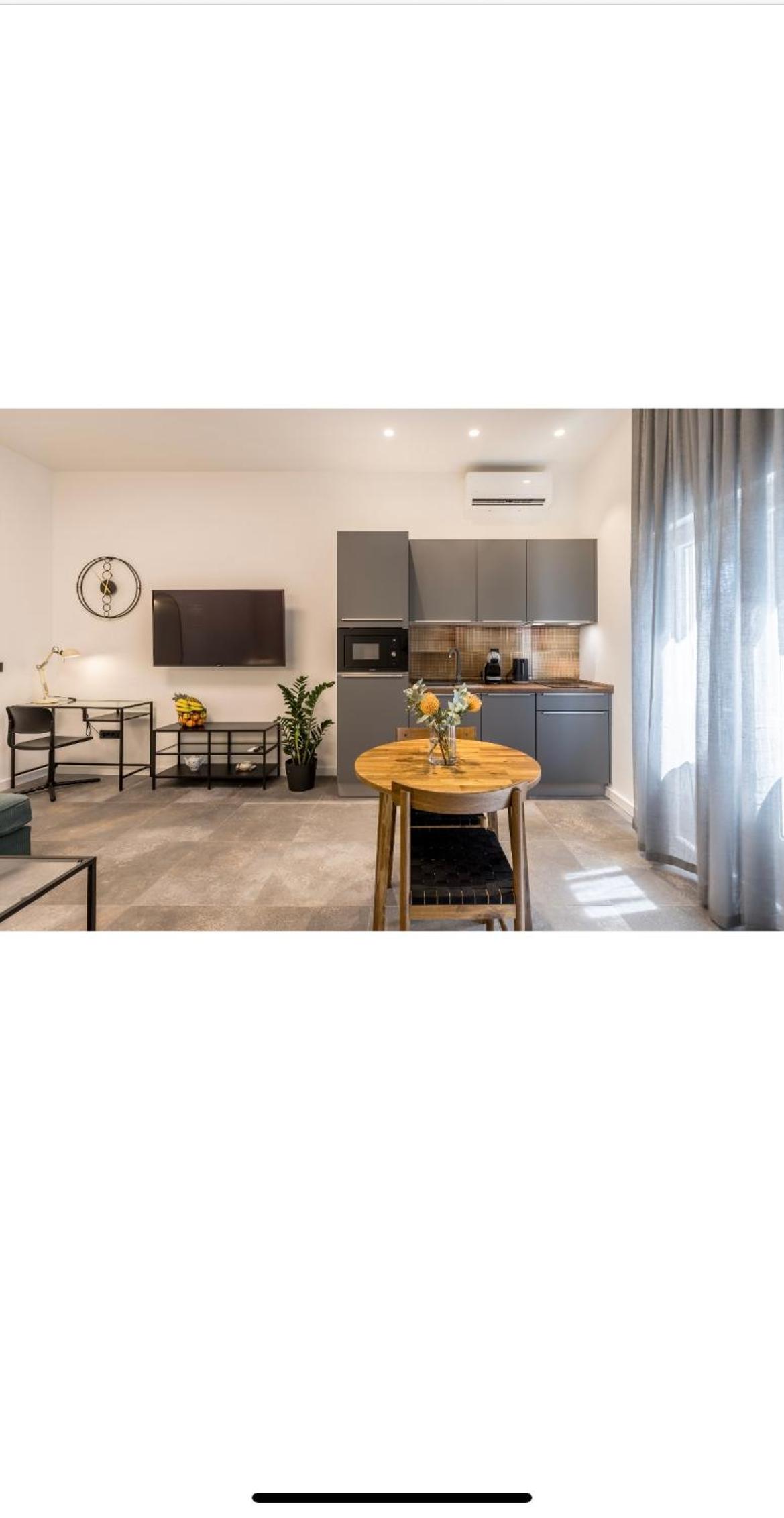Split Vacations - Studio Nina - Property Image 7
