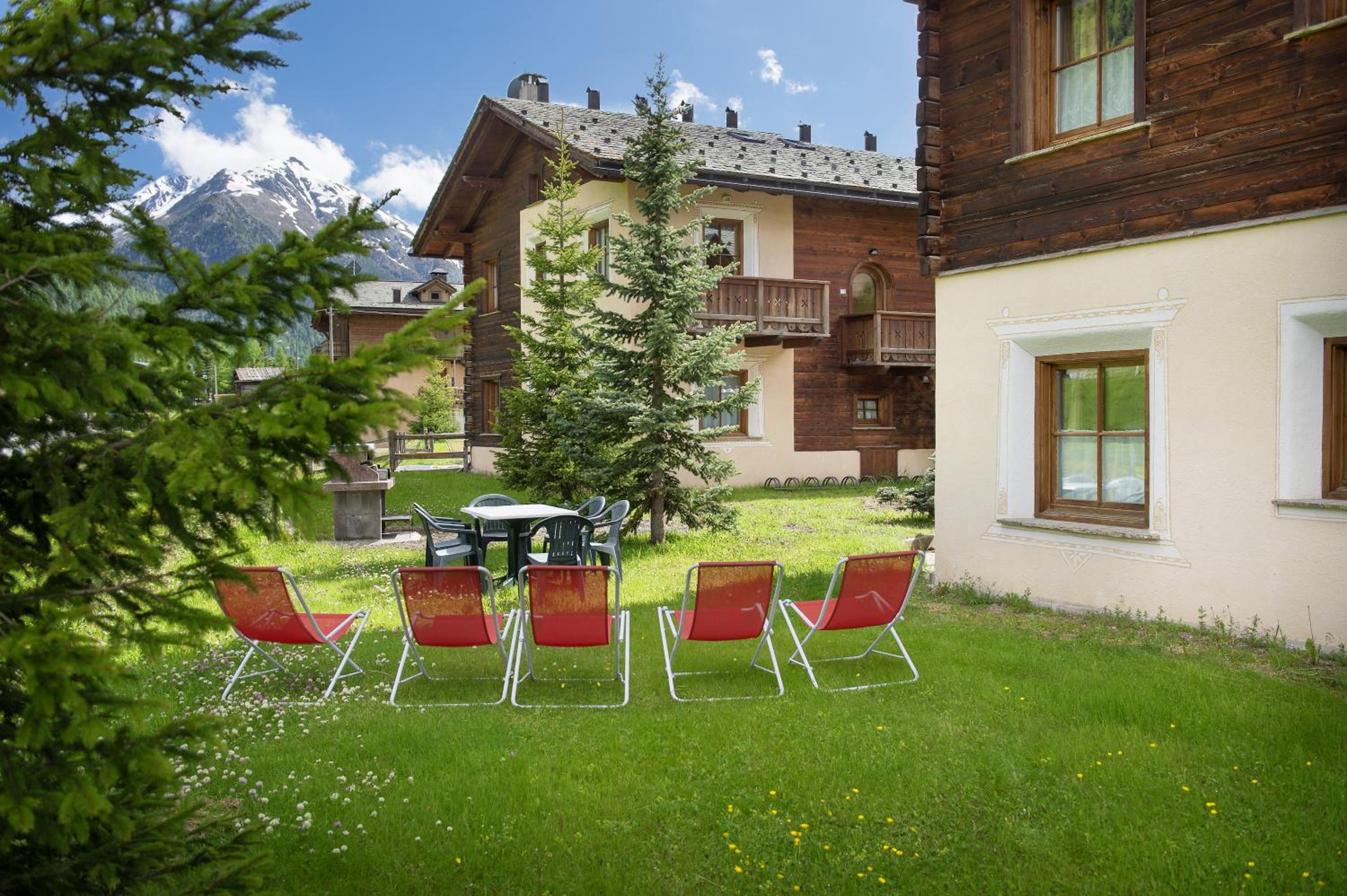 Residence Le Cascate view 2