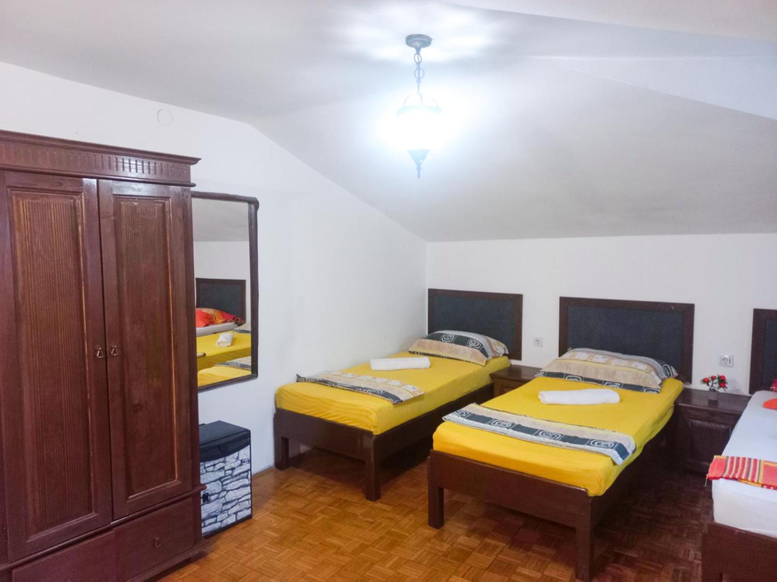 BOUTIQUE VILLA 84