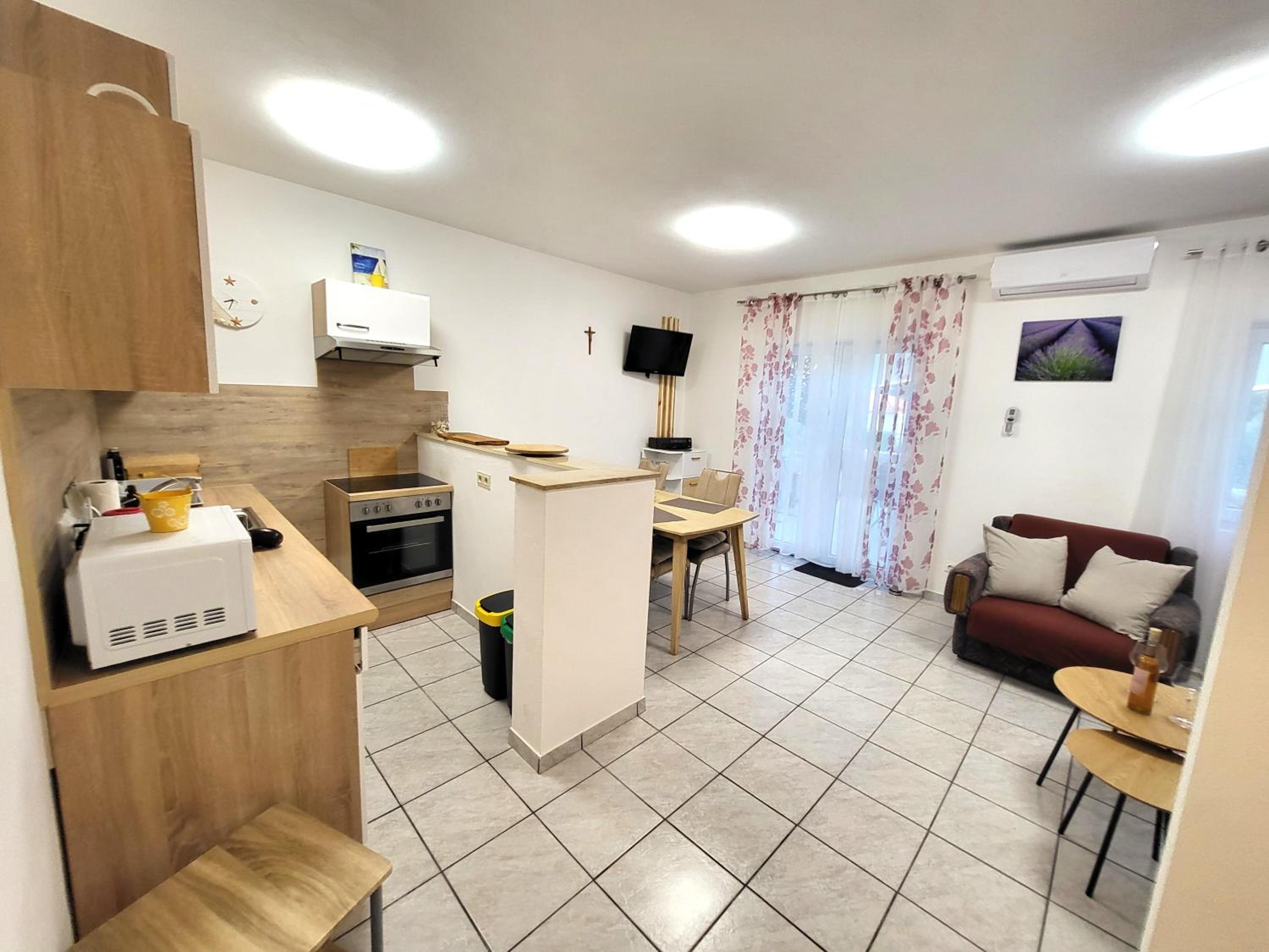 Apartments Pitve