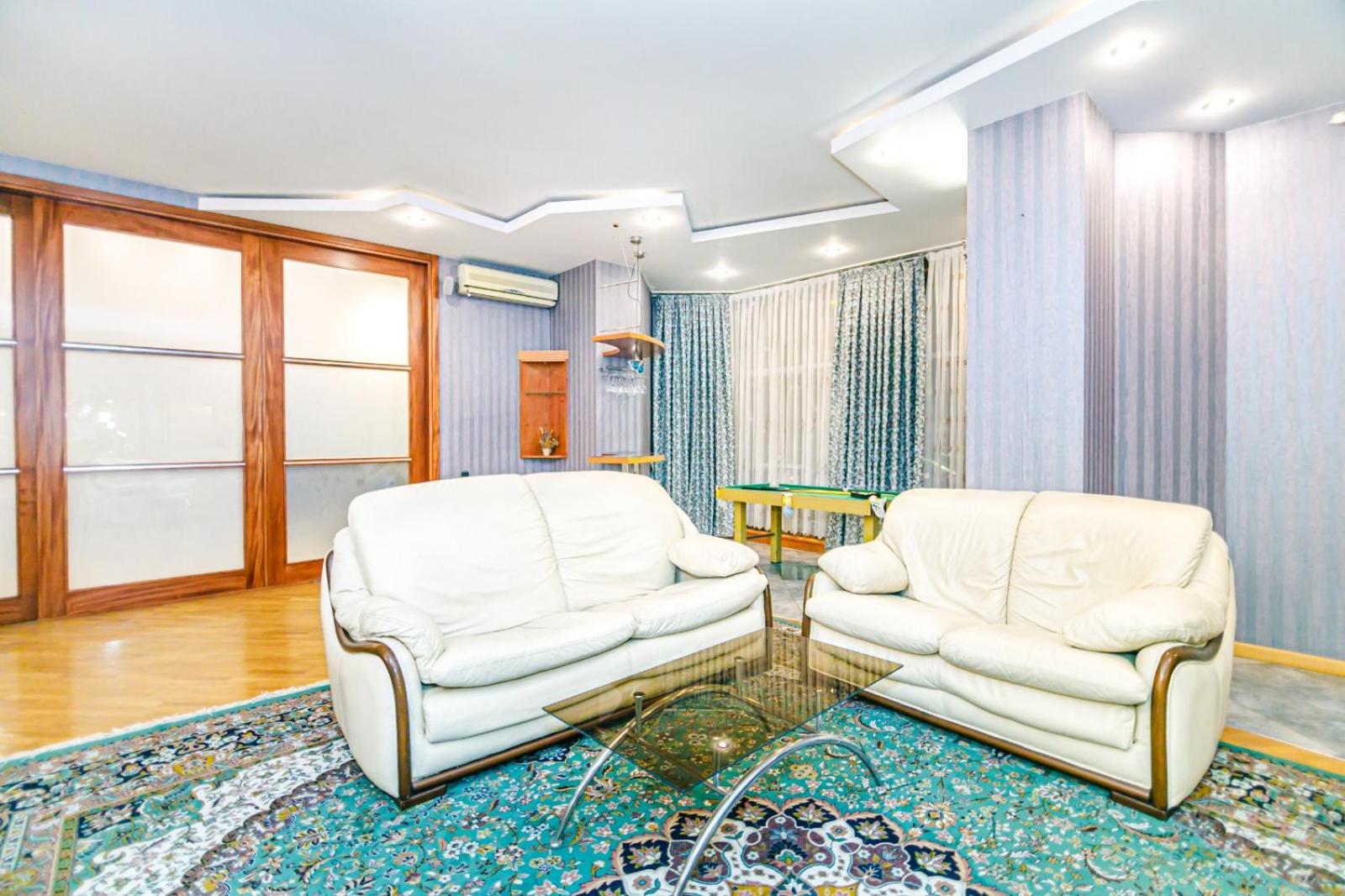 Apartment With Billiards