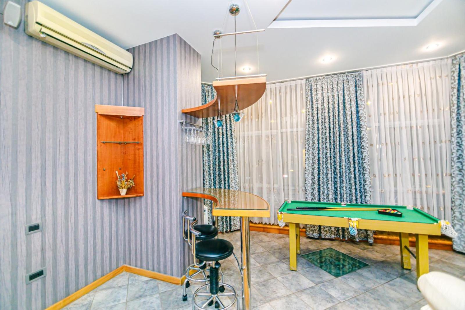 Apartment With Billiards