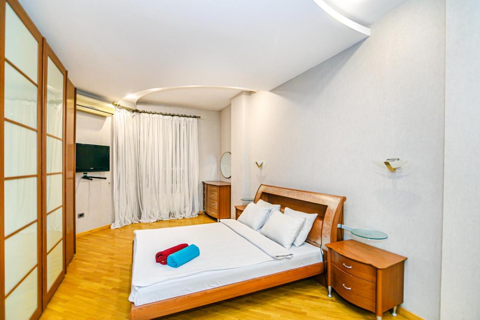 Apartment With Billiards