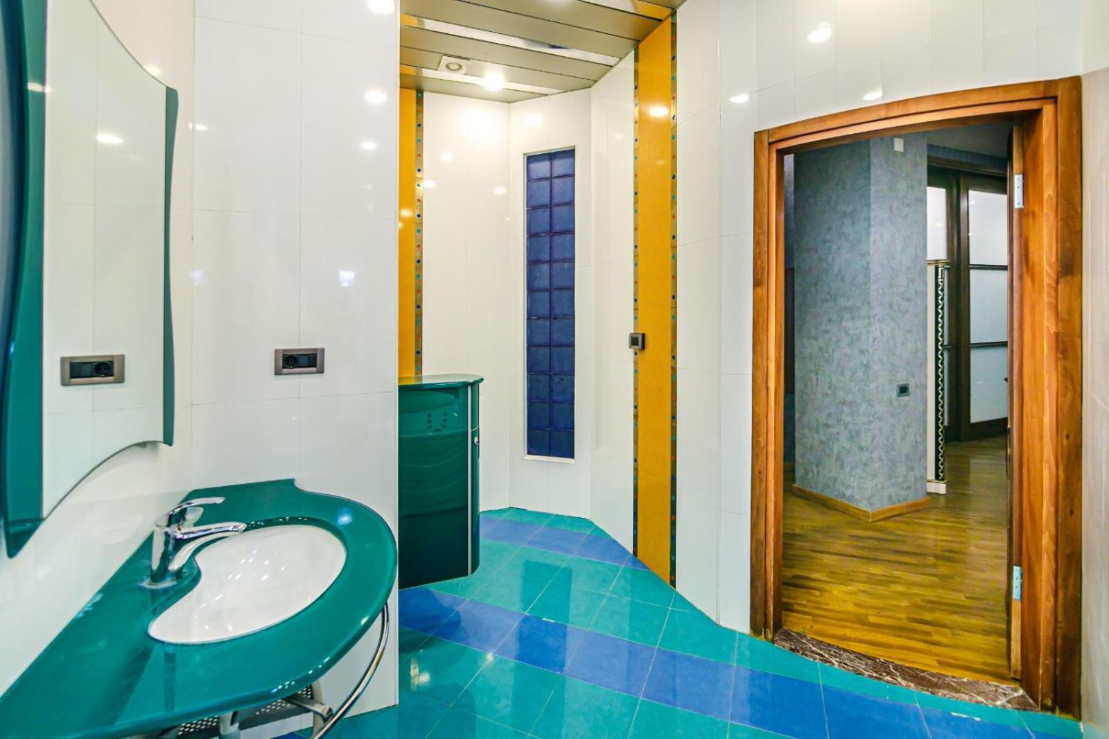 Apartment With Billiards