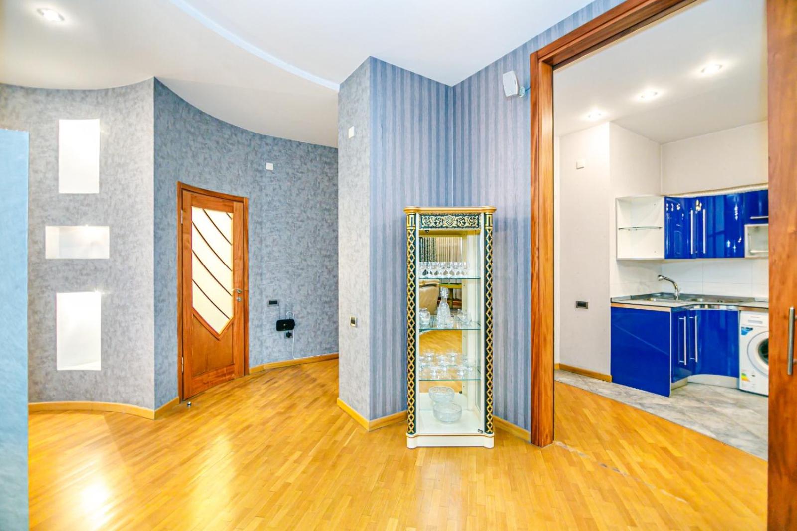 Apartment With Billiards