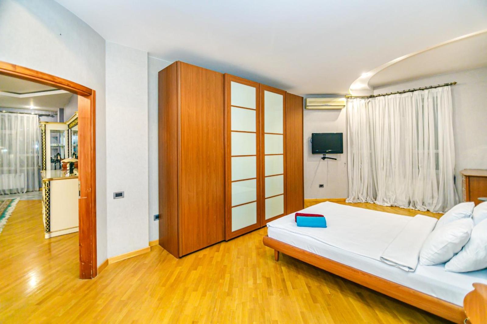 Apartment With Billiards