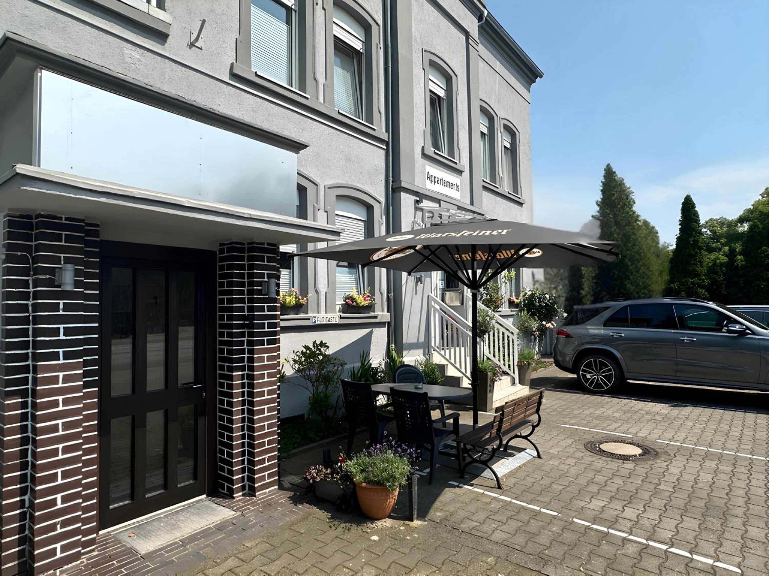 Haus Medaillon