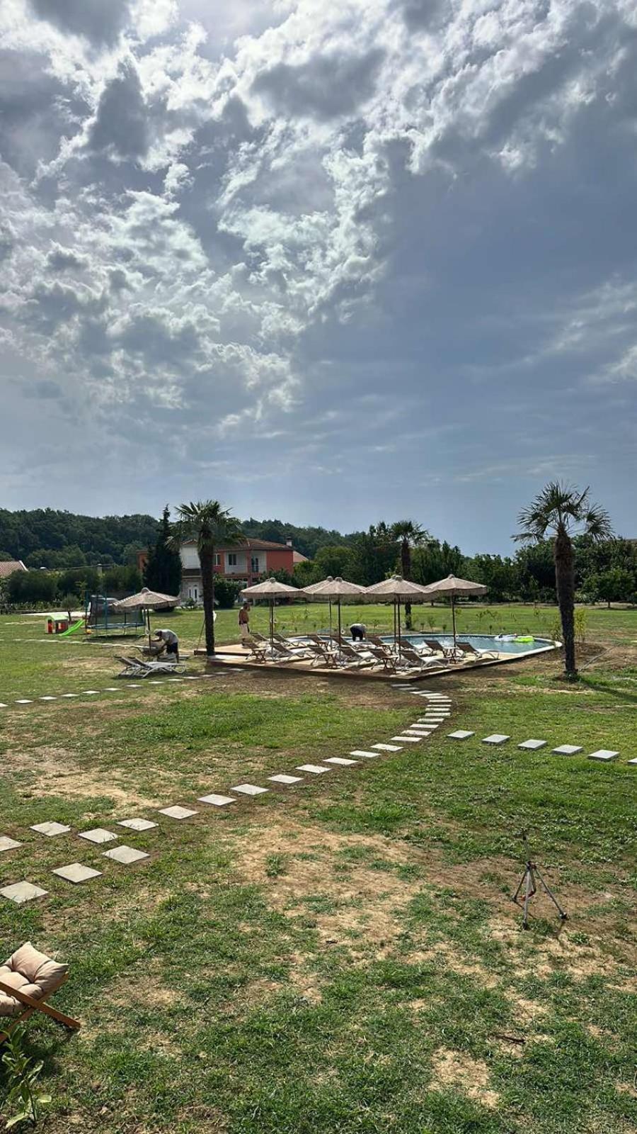 Tommys Village
