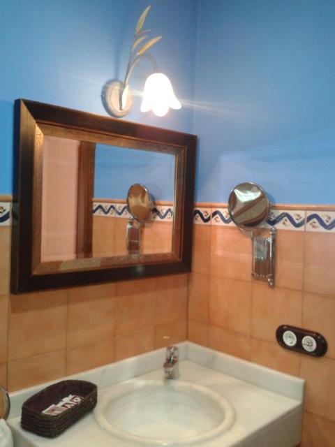Photo 33
