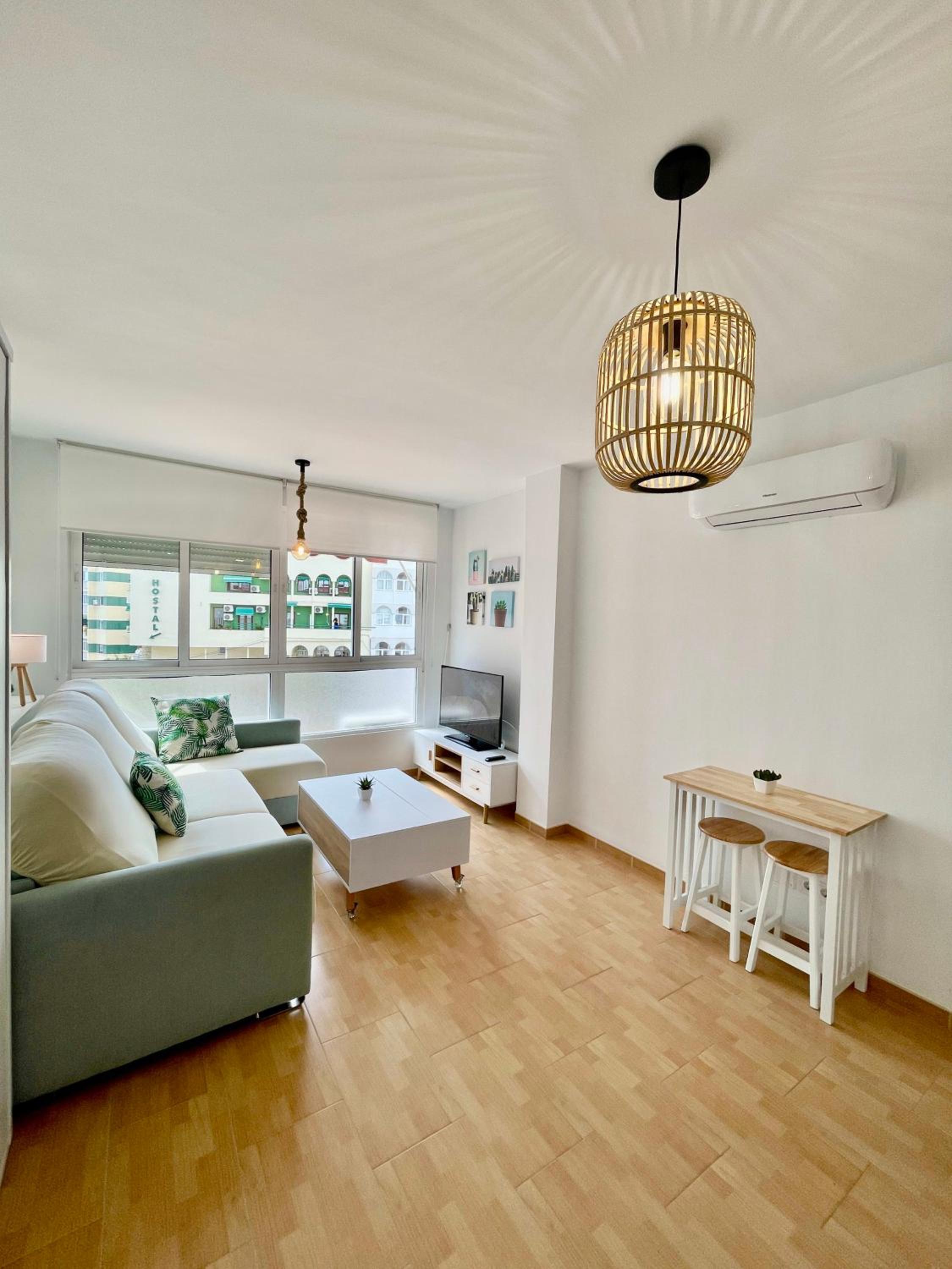 SHR057 Estudio con piscina y cerca de la playa photo 5