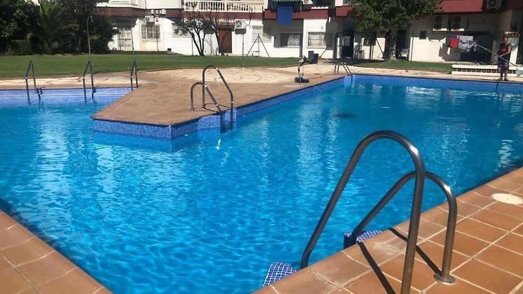 SHR057 Estudio con piscina y cerca de la playa photo 2