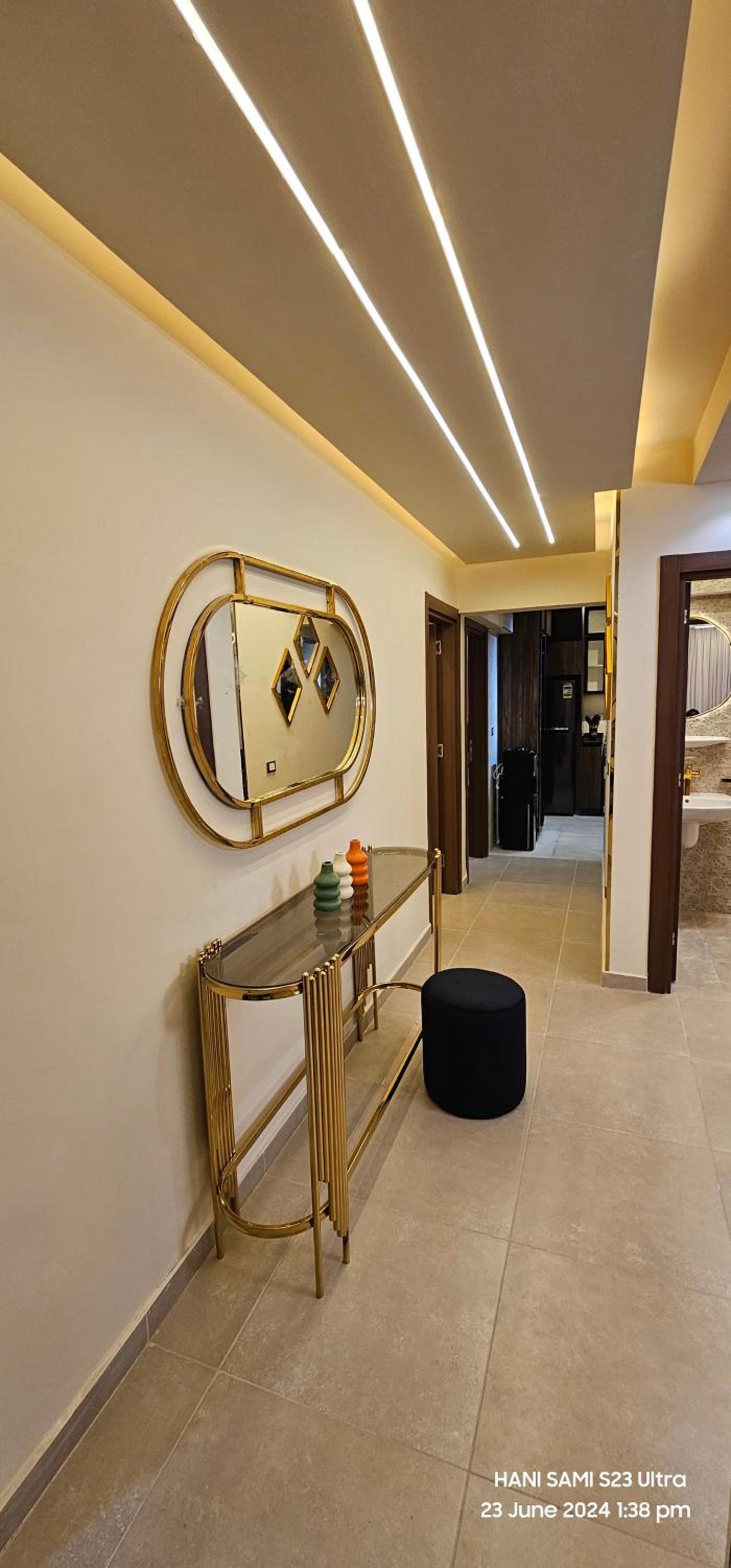 LATOYA Apartment