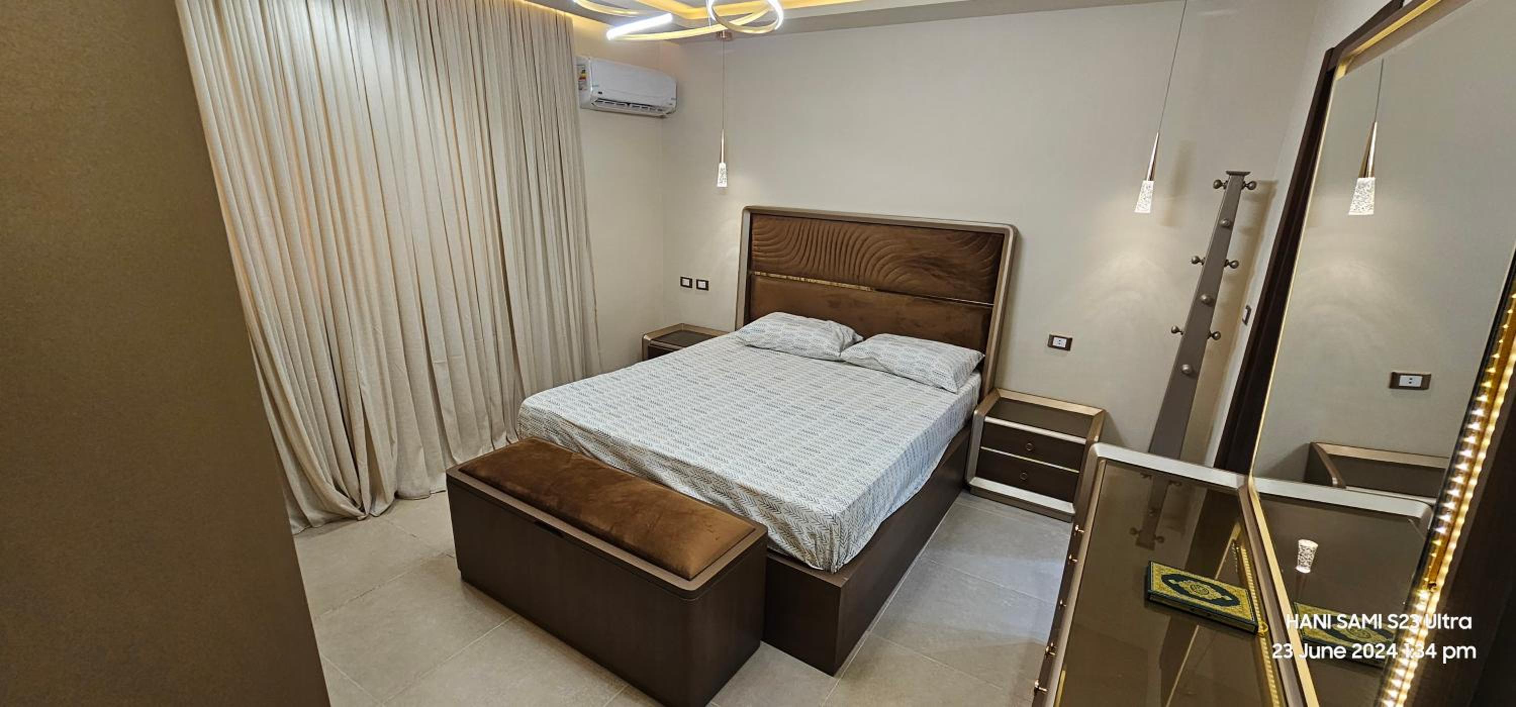 LATOYA Apartment